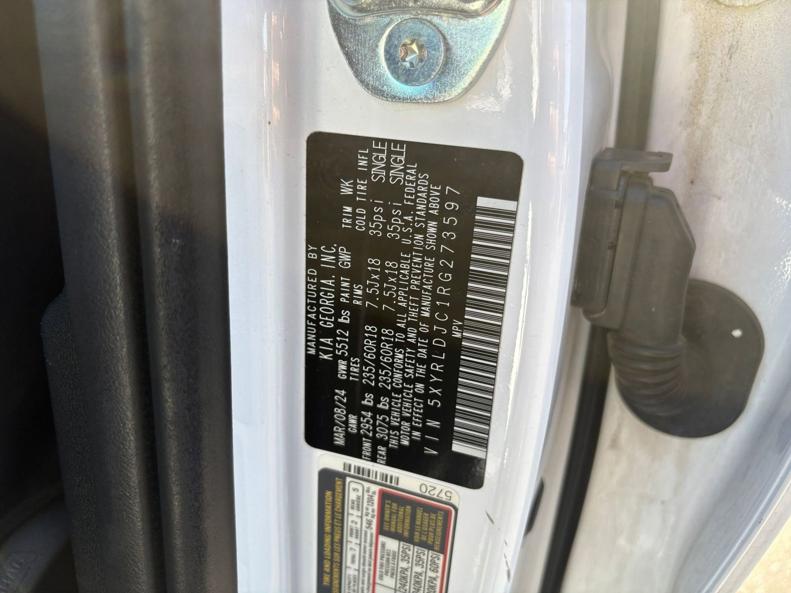 Thumbnail: 2024 Kia Sorento - 32