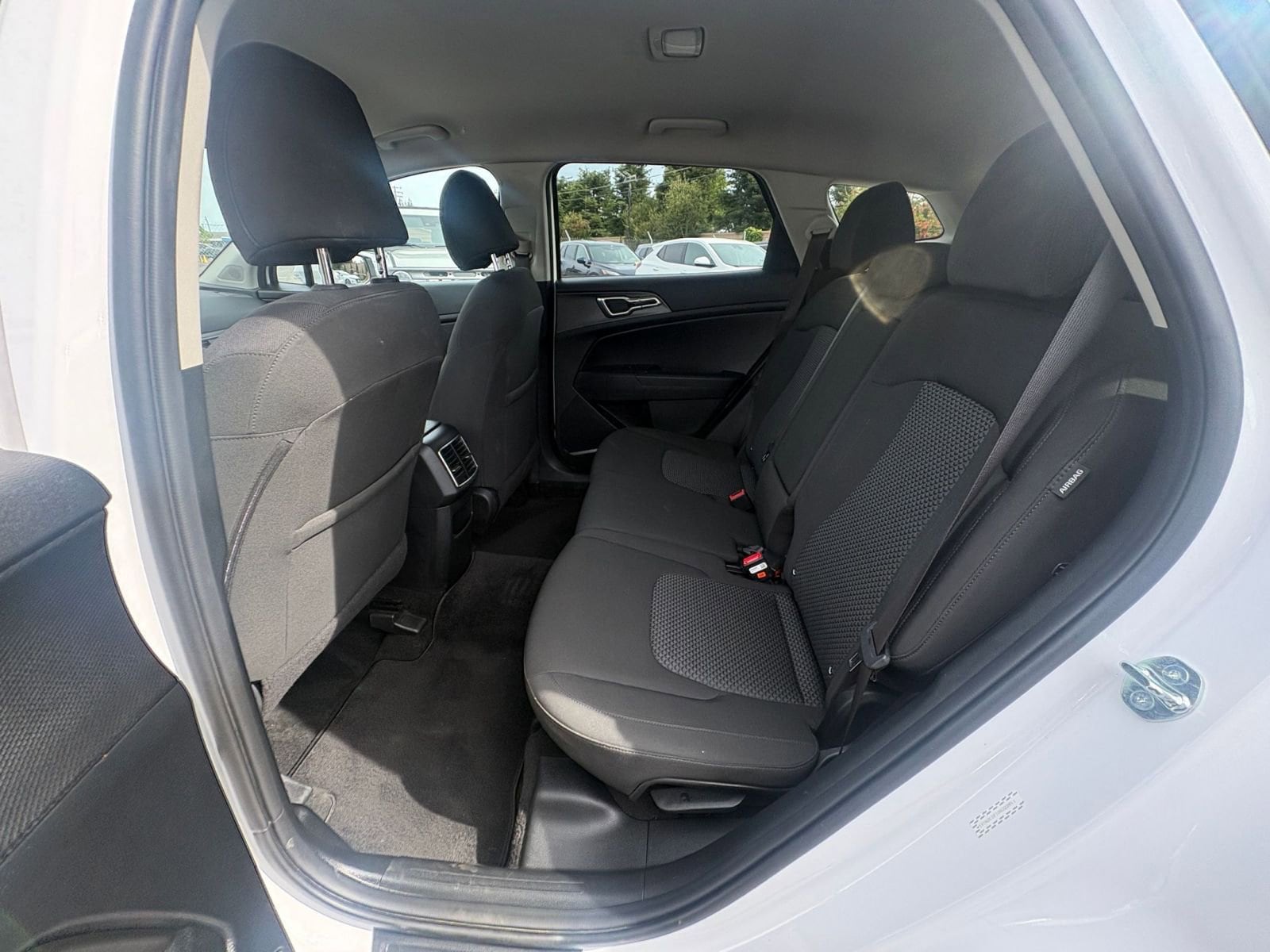 Thumbnail: 2025 Kia Sportage - 24