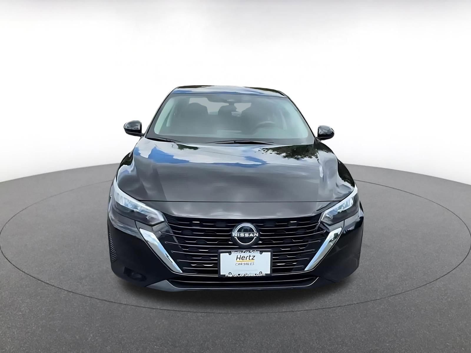 Thumbnail: 2025 Nissan Sentra - 4
