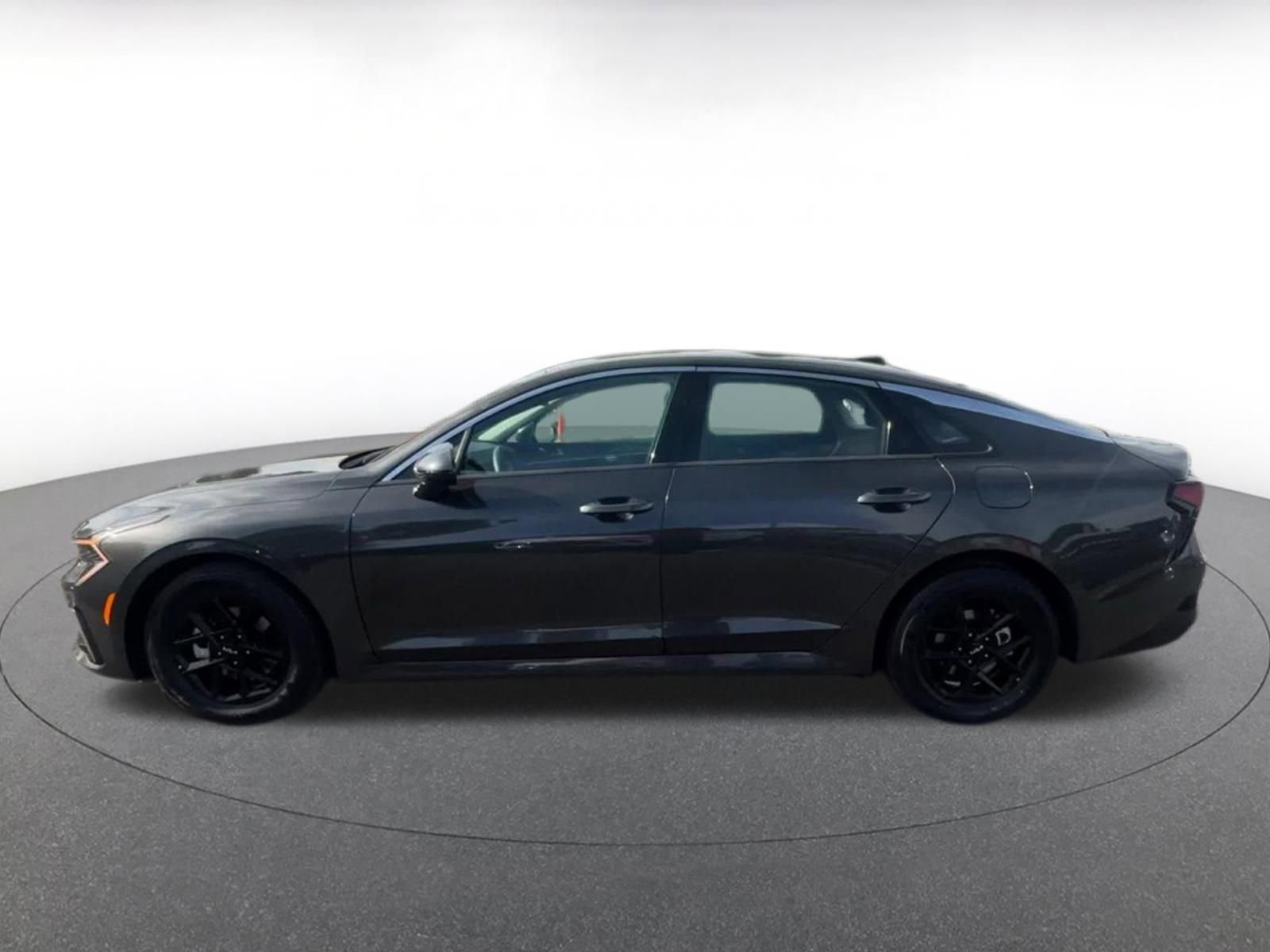 Thumbnail: 2025 Kia K5 - 9