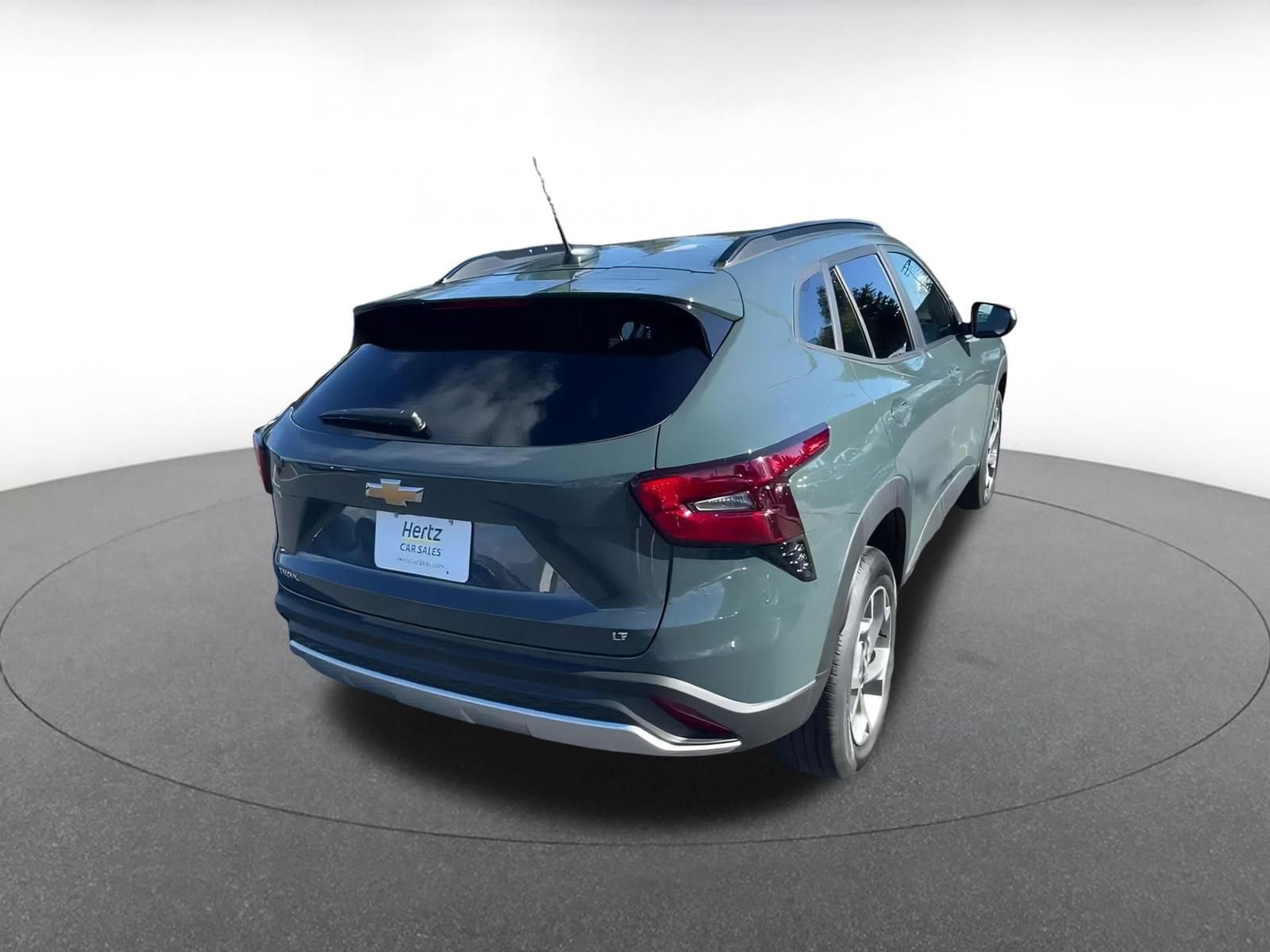 Thumbnail: 2025 Chevrolet Trax - 14