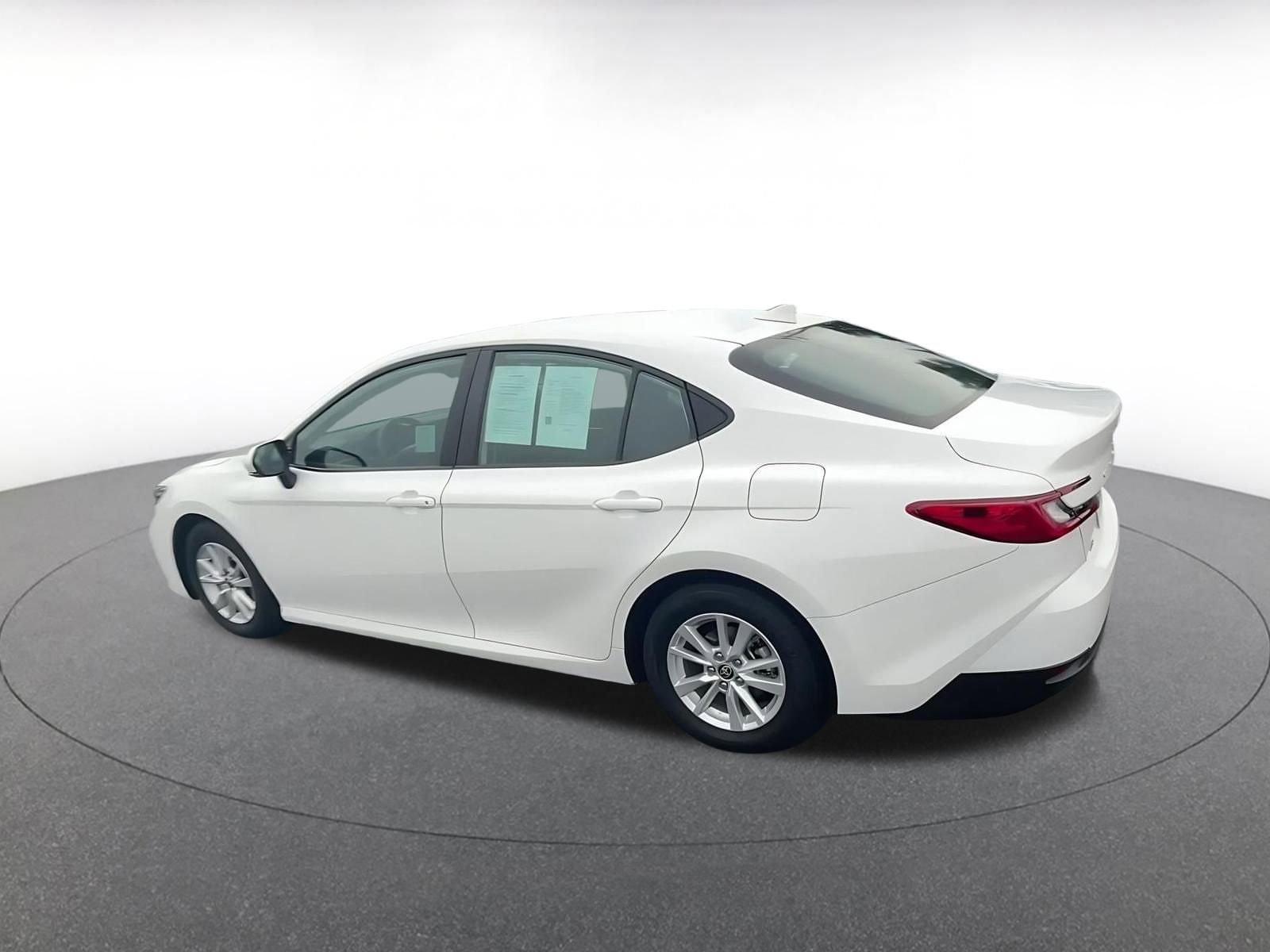 Thumbnail: 2025 Toyota Camry - 10