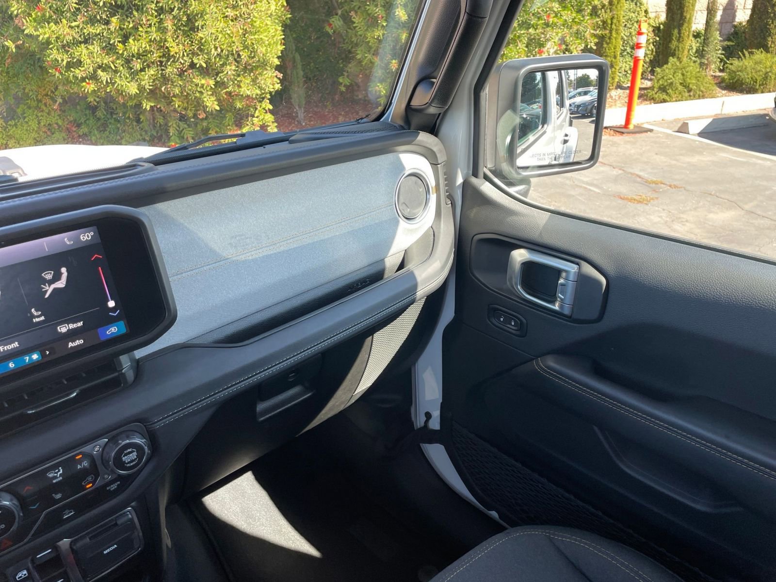 Thumbnail: 2025 Jeep Wrangler - 35