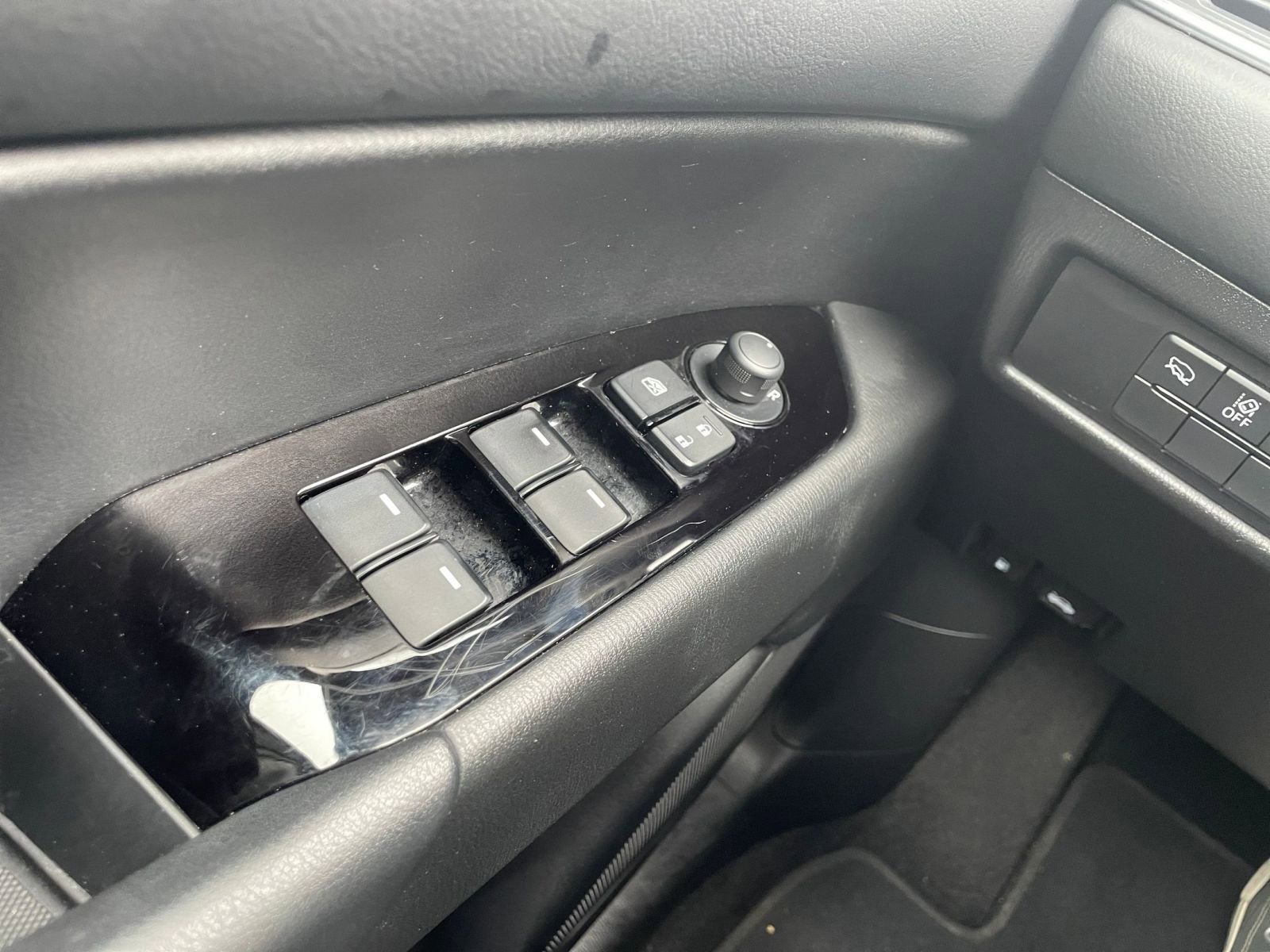 Thumbnail: 2025 Mazda CX-5 - 20