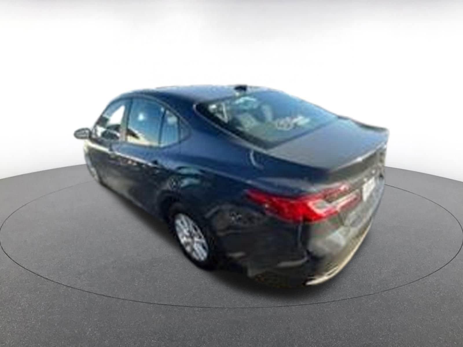 Thumbnail: 2025 Toyota Camry - 3