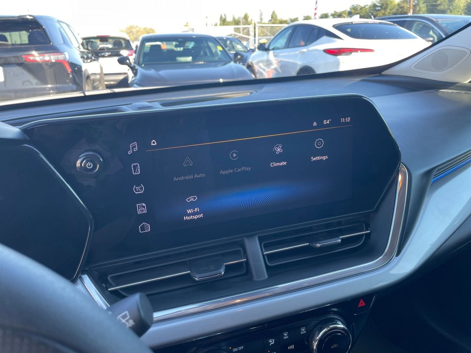 Thumbnail: 2025 Chevrolet Trax - 21