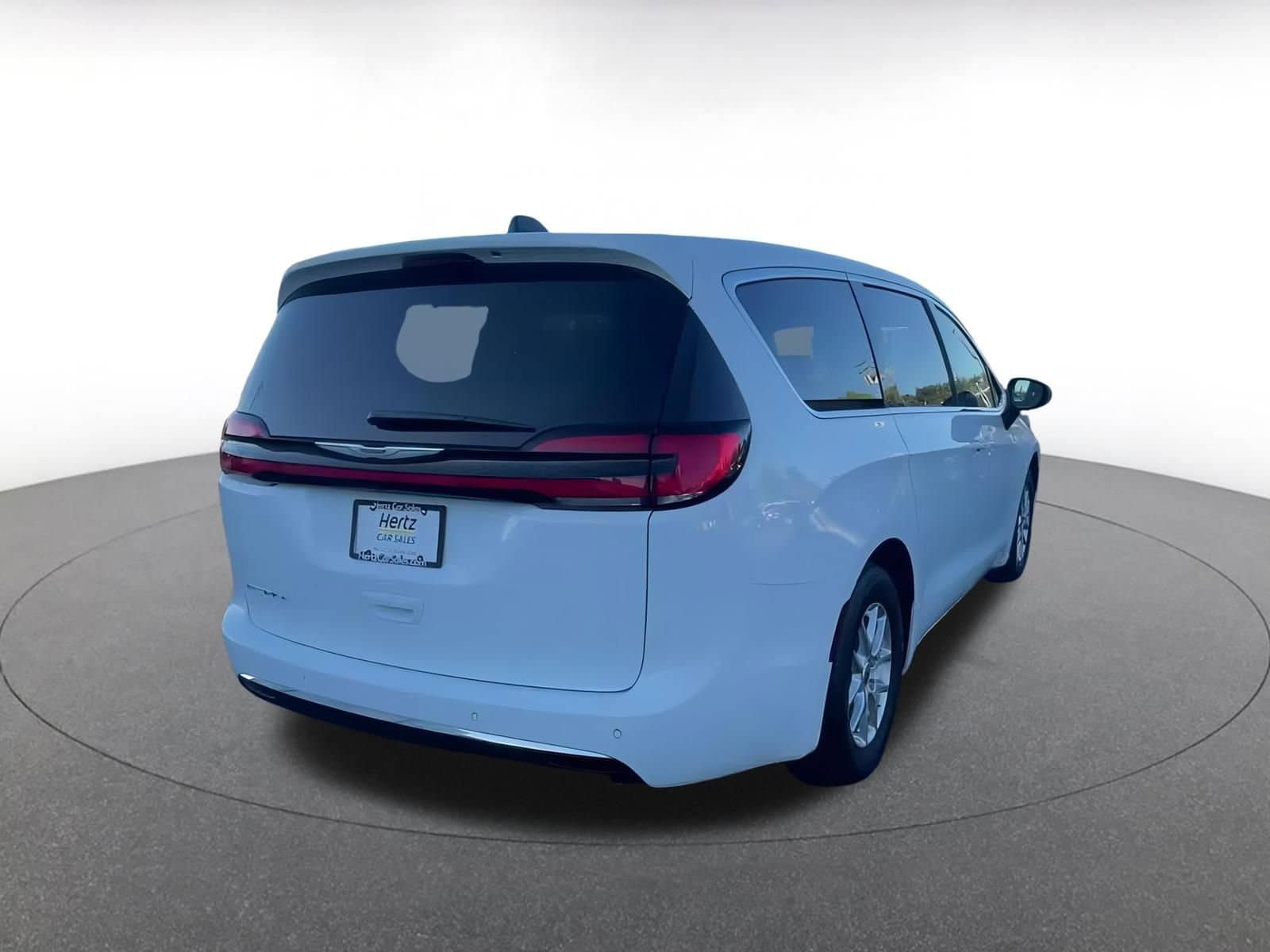 Thumbnail: 2024 Chrysler Pacifica - 14