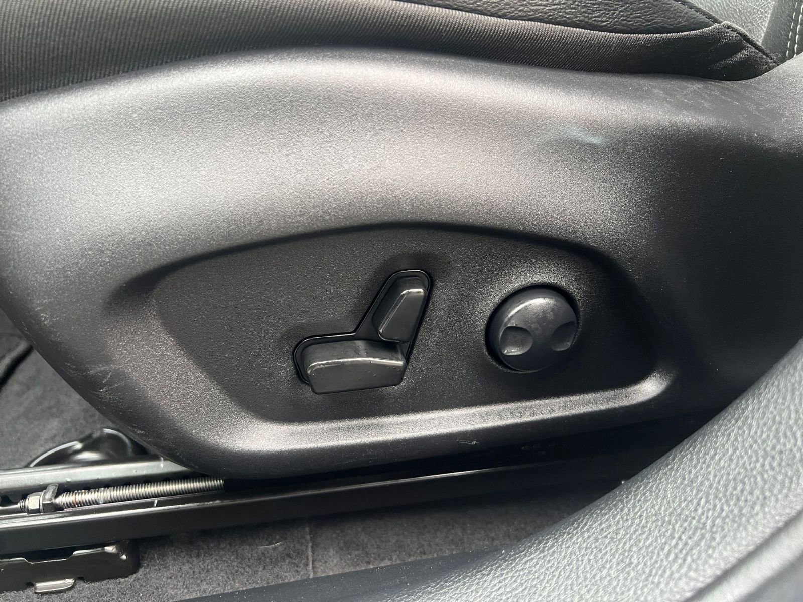 Thumbnail: 2025 Jeep Compass - 23