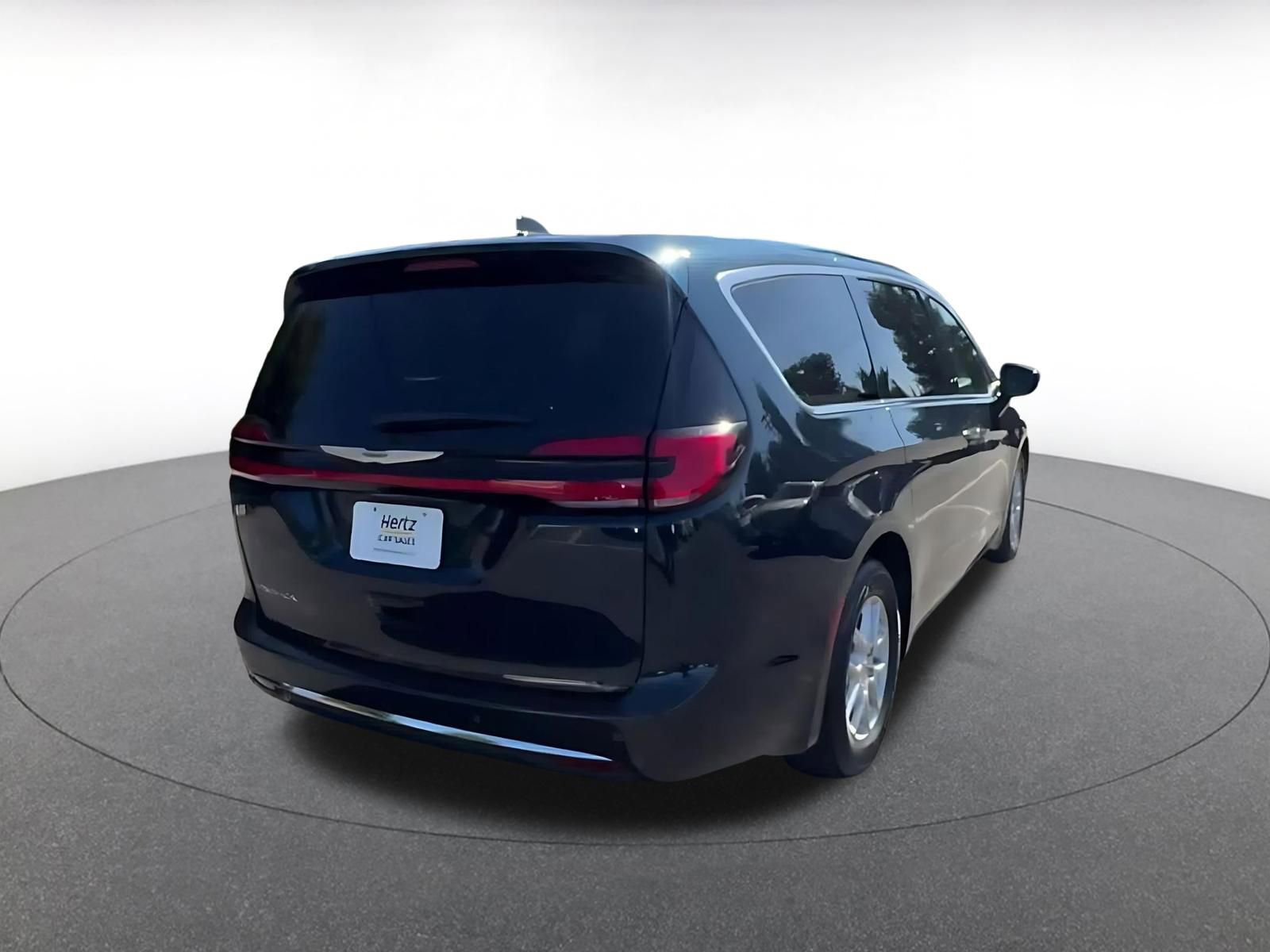 Thumbnail: 2025 Chrysler Pacifica - 14