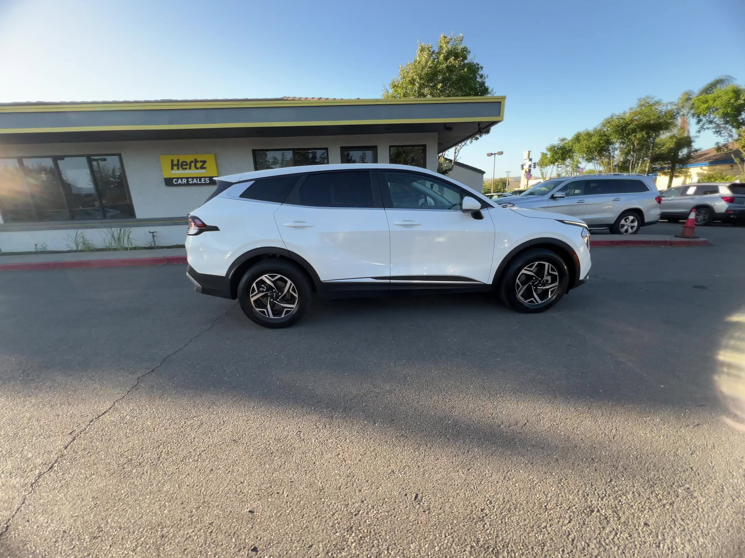 2023 Kia Sportage LX 16