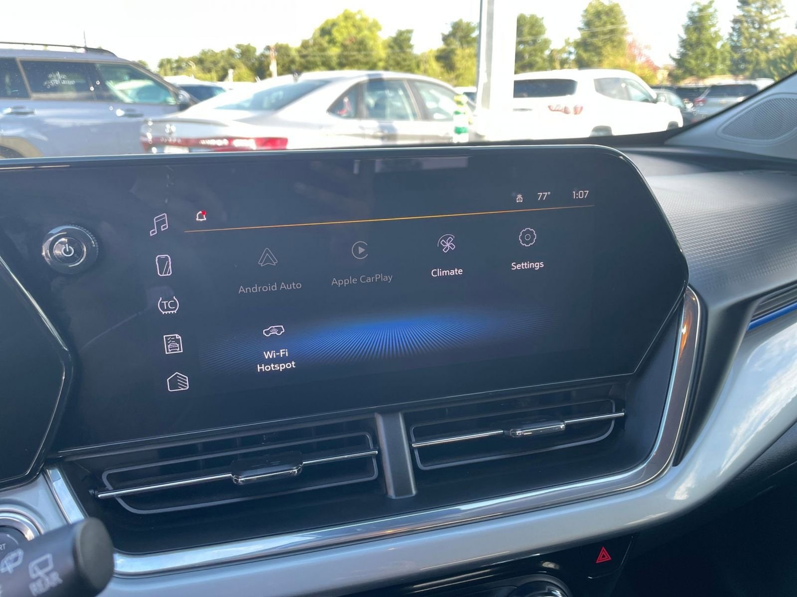 Thumbnail: 2025 Chevrolet Trax - 21