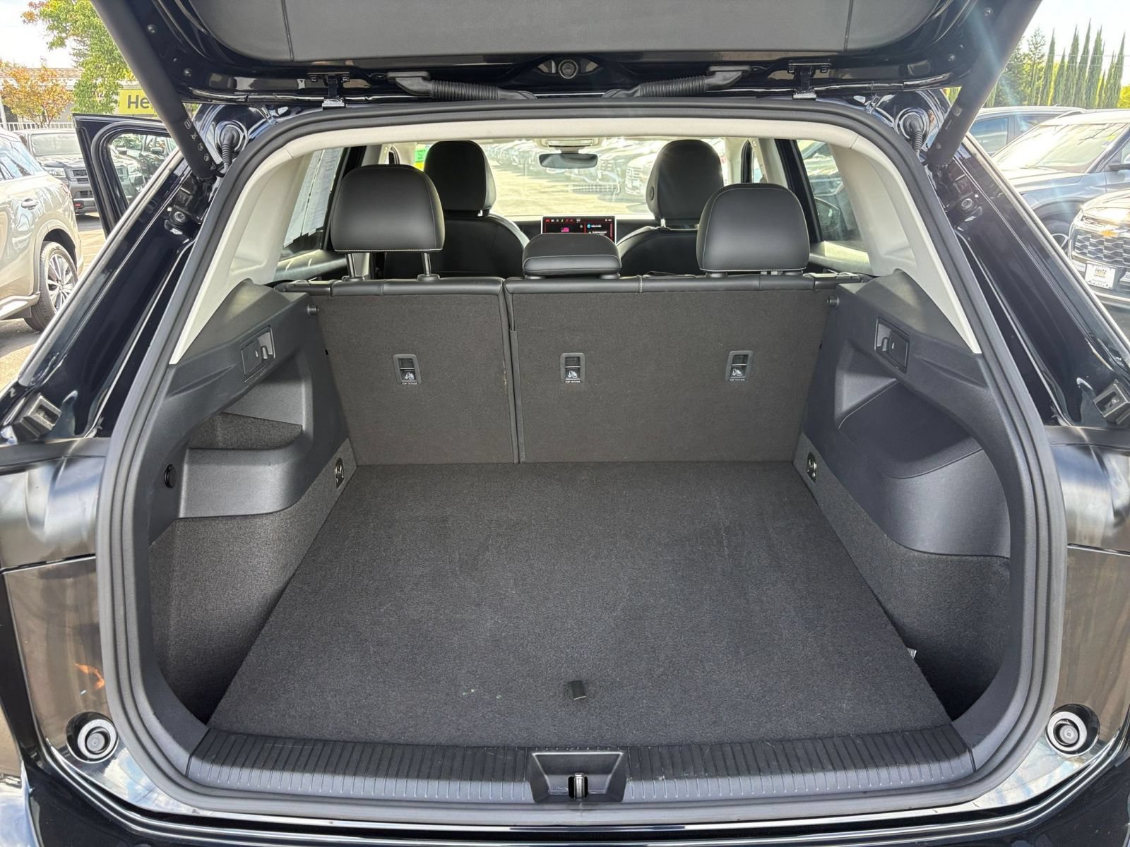 Thumbnail: 2026 Volkswagen Tiguan - 32
