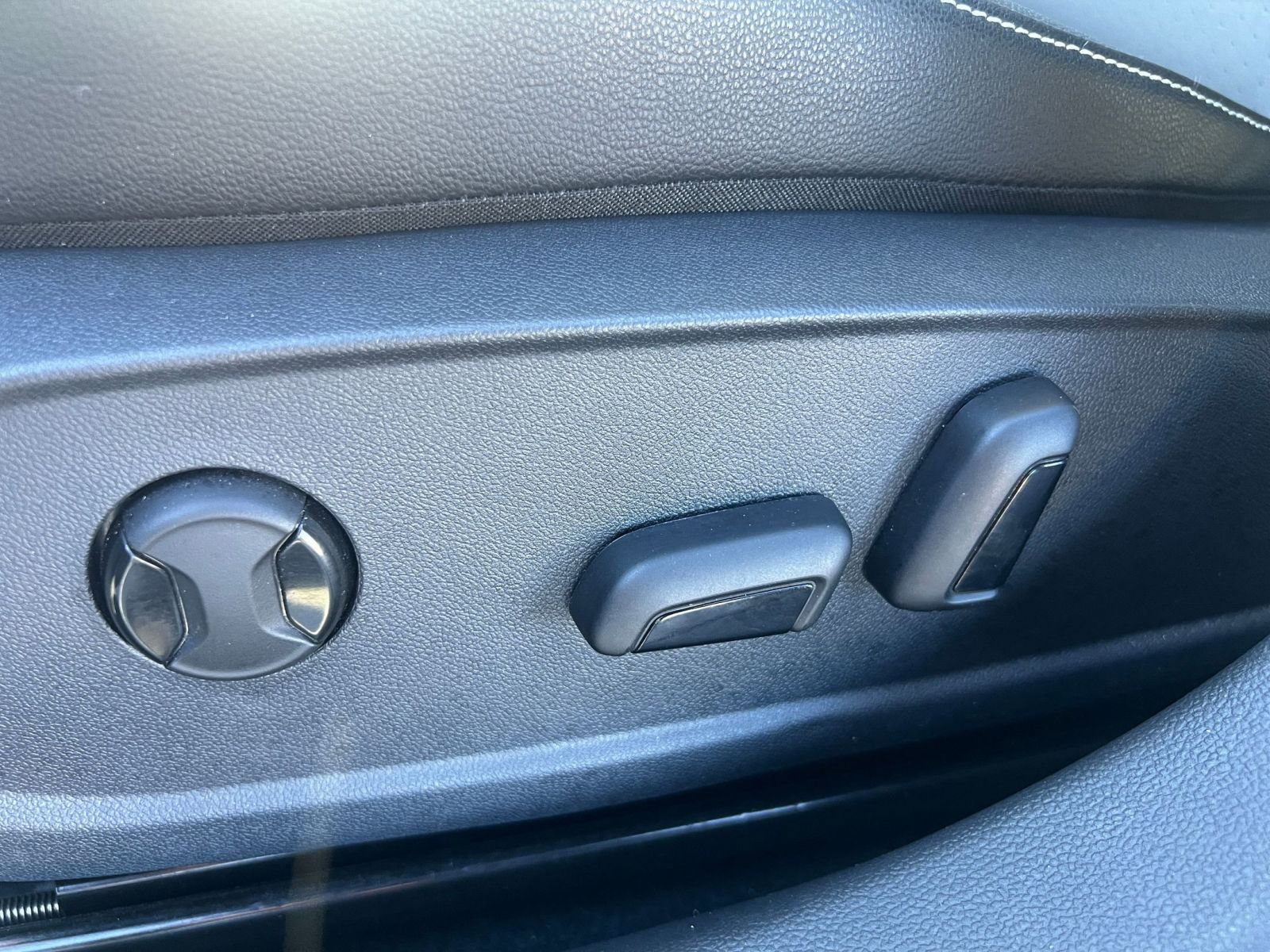 Thumbnail: 2025 Volkswagen Jetta - 23