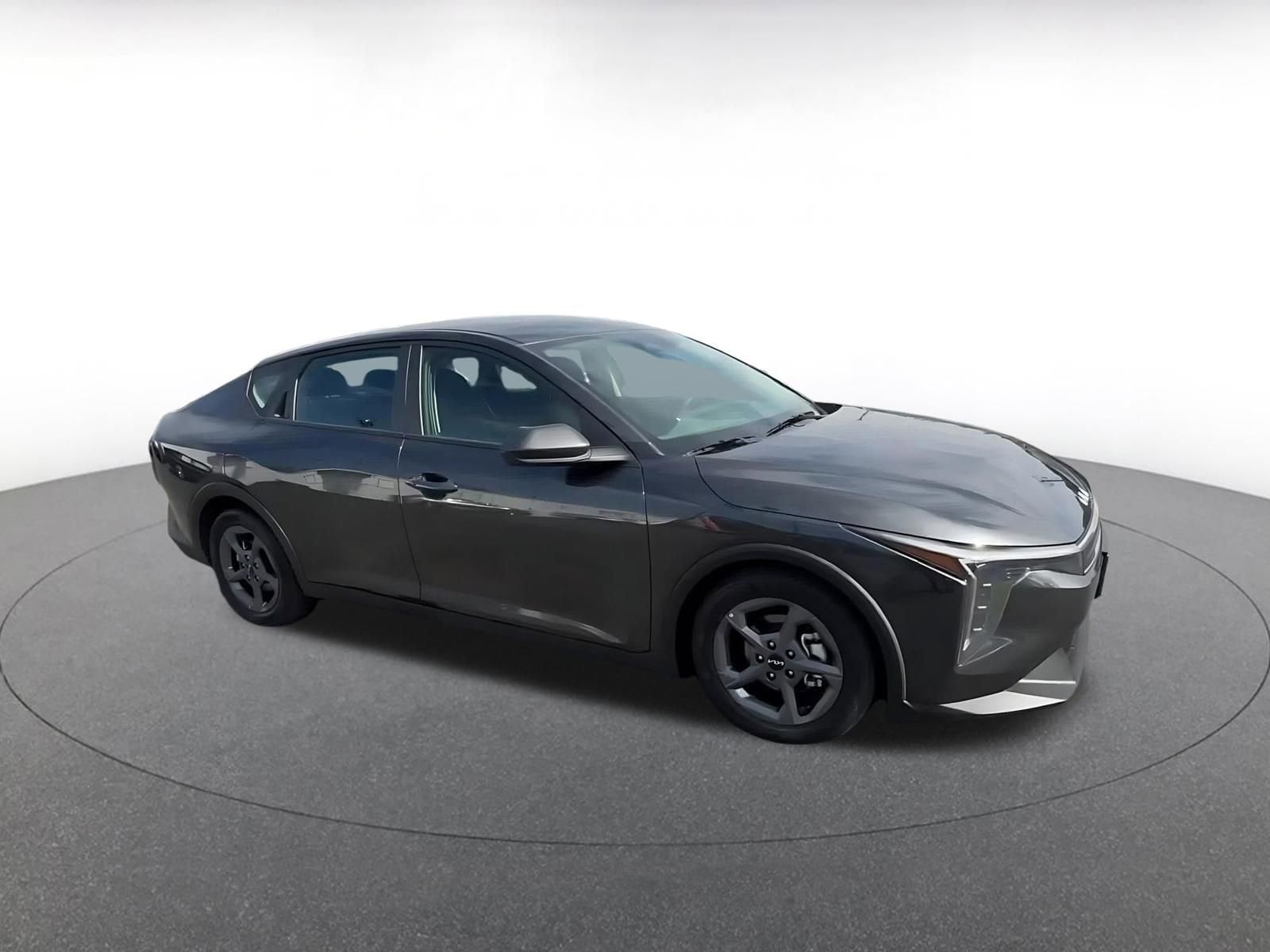 Thumbnail: 2025 Kia K4 - 2