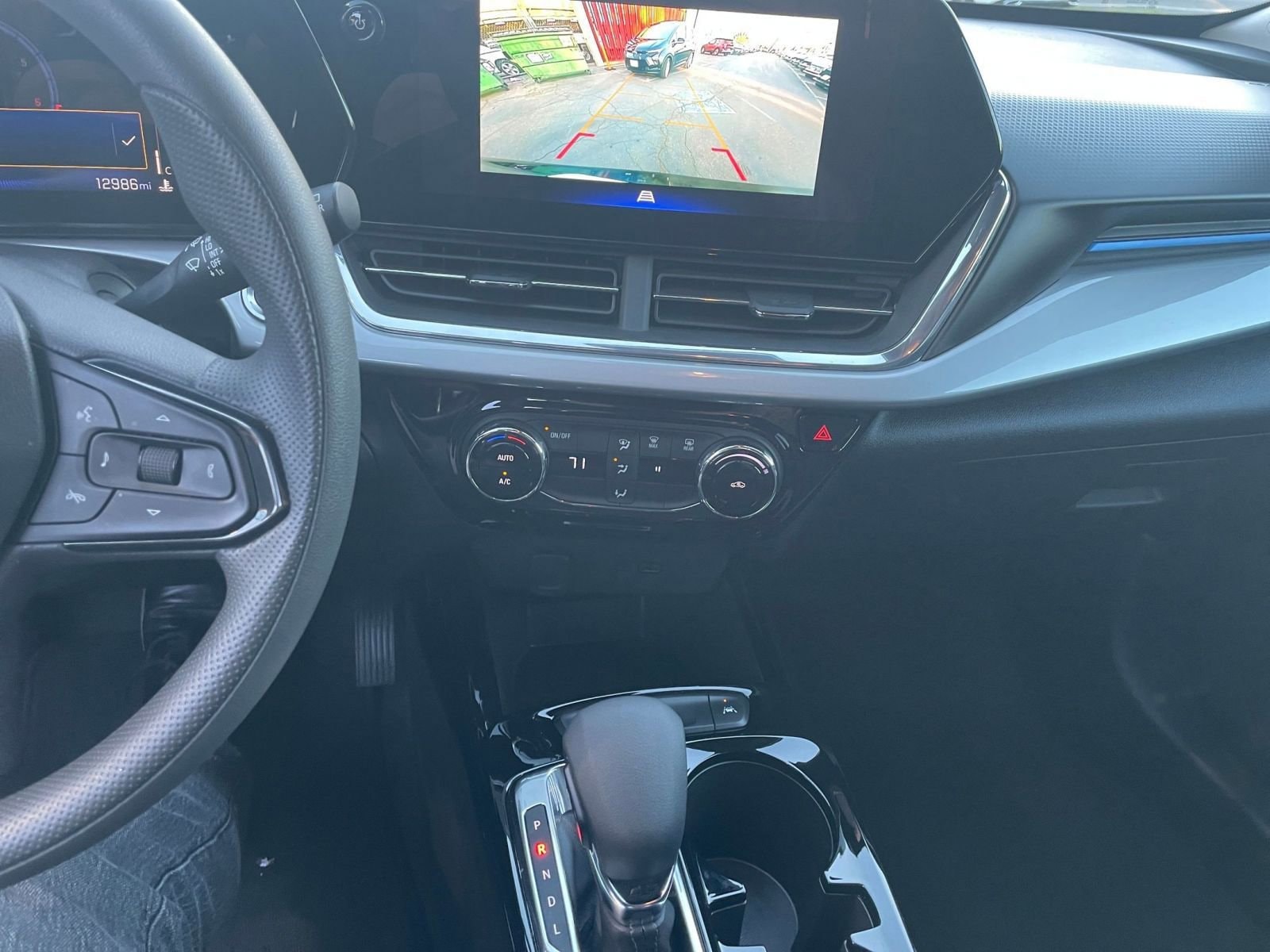 Thumbnail: 2025 Chevrolet Trax - 17