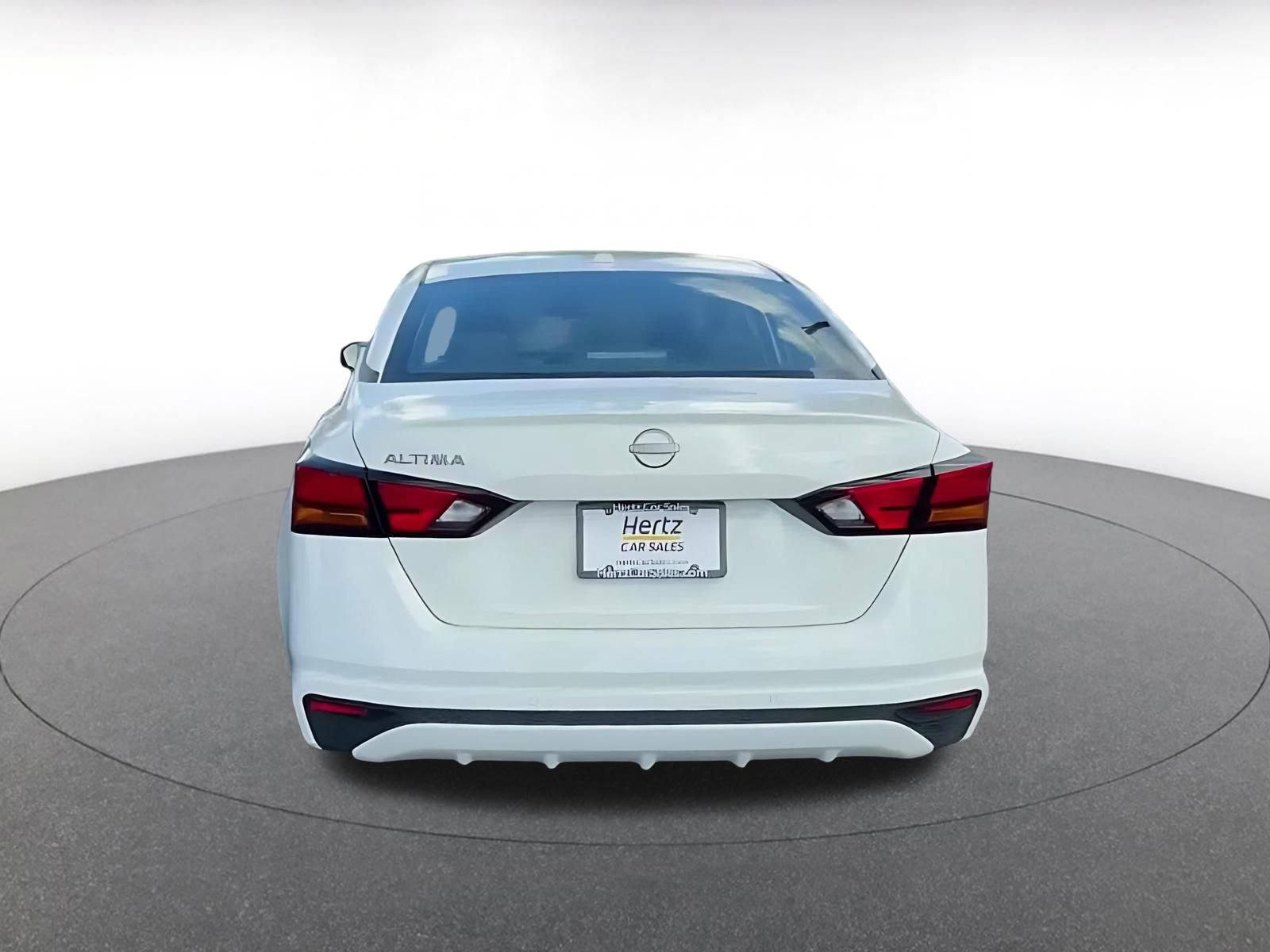 Thumbnail: 2025 Nissan Altima - 12