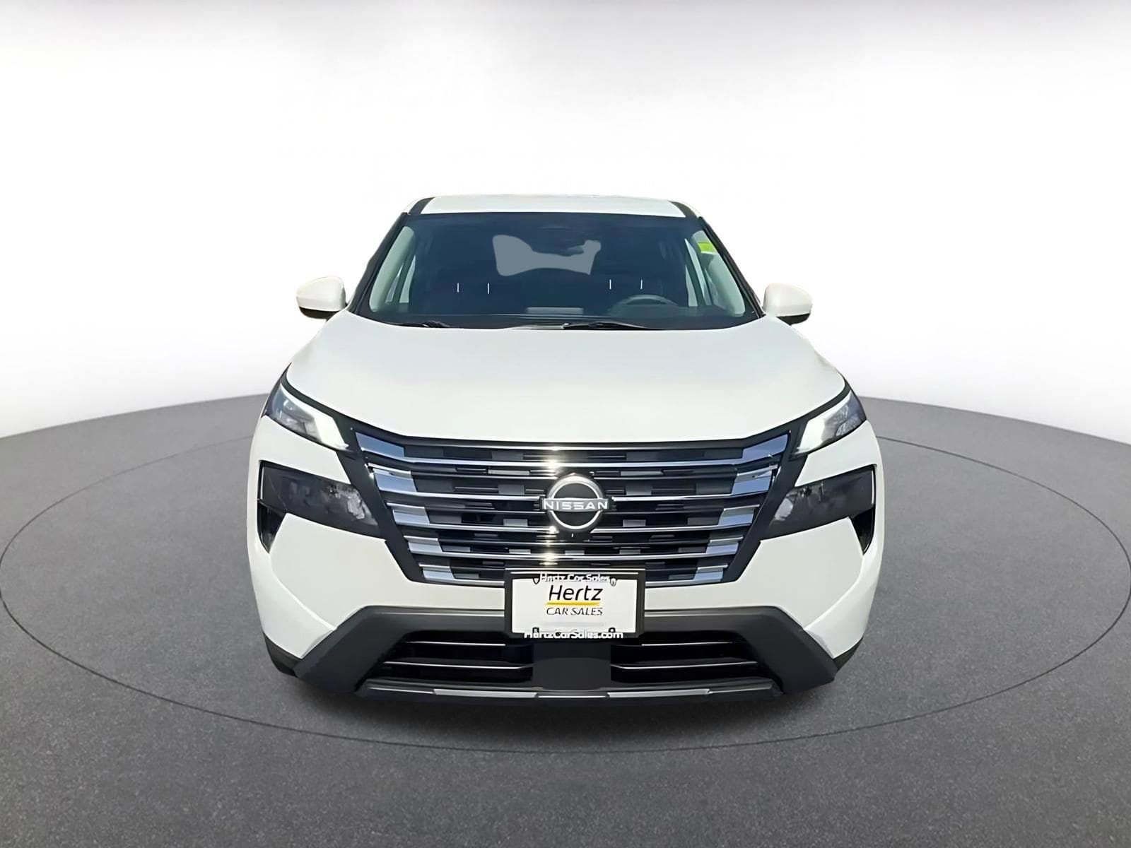 Thumbnail: 2024 Nissan Rogue - 4