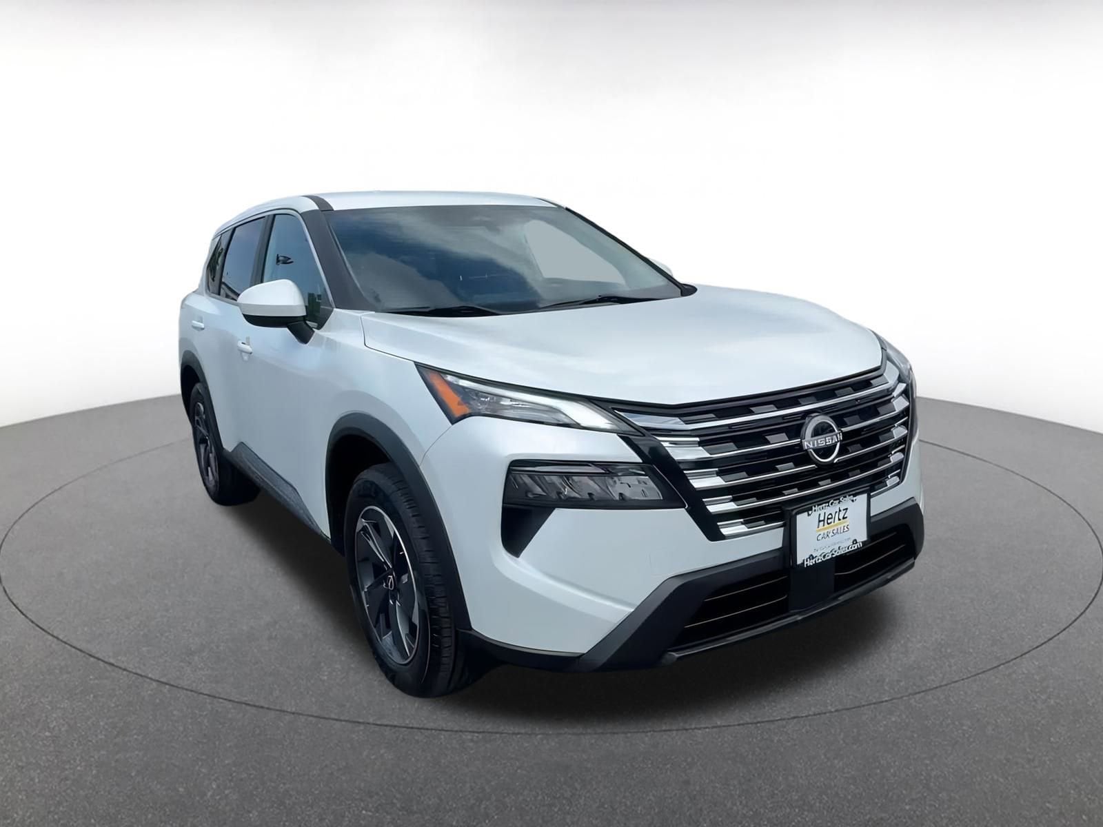 Thumbnail: 2024 Nissan Rogue - 3