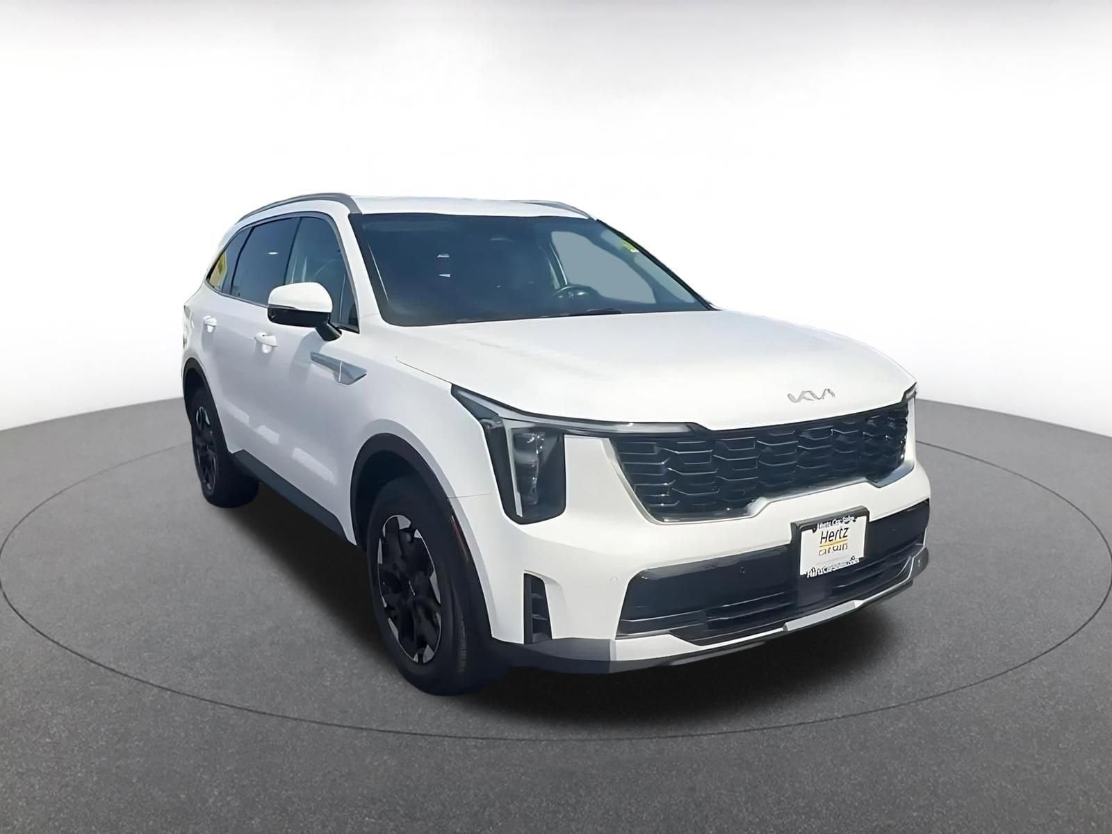 Thumbnail: 2024 Kia Sorento - 3