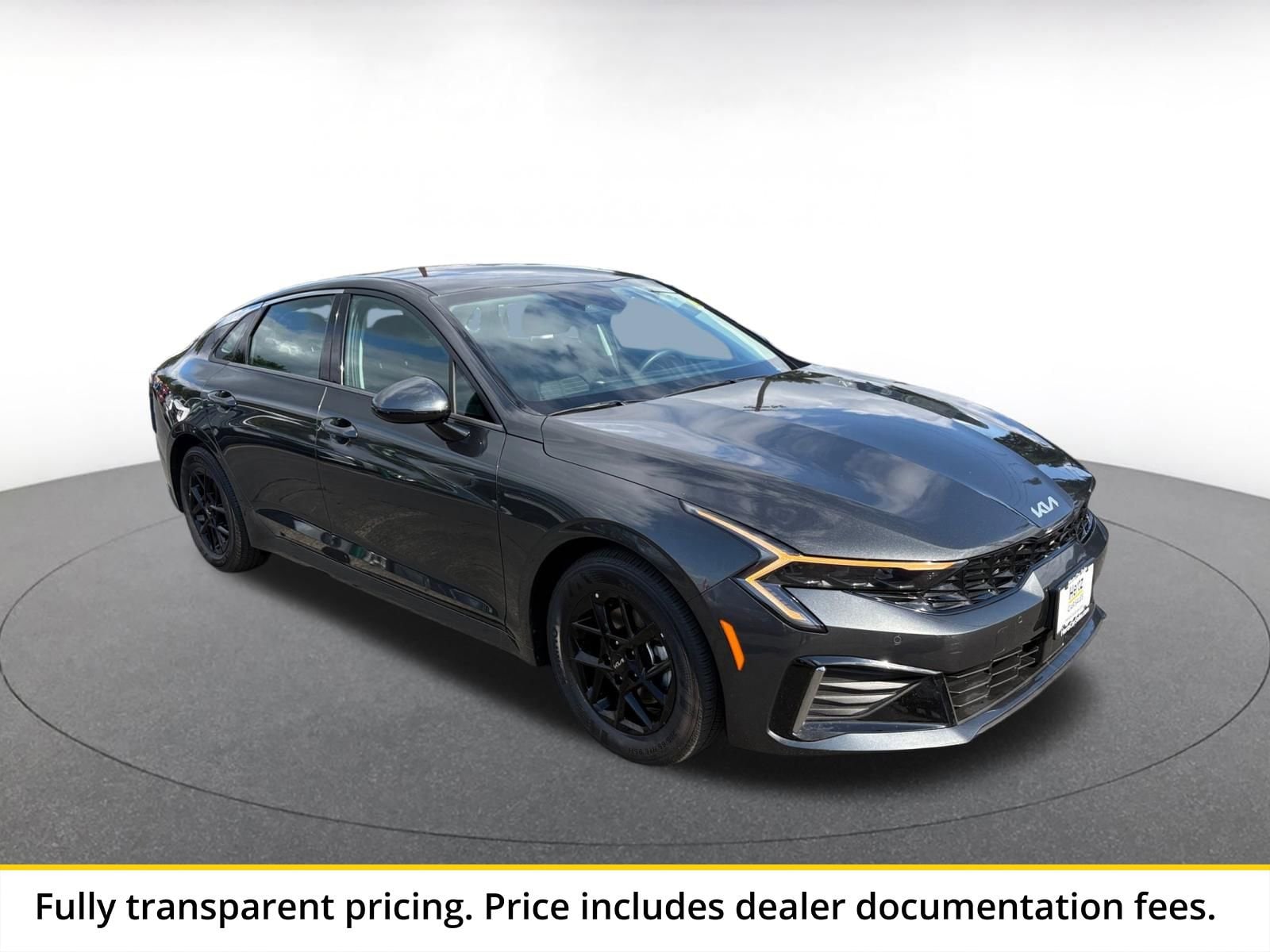Thumbnail: 2025 Kia K5 - 1
