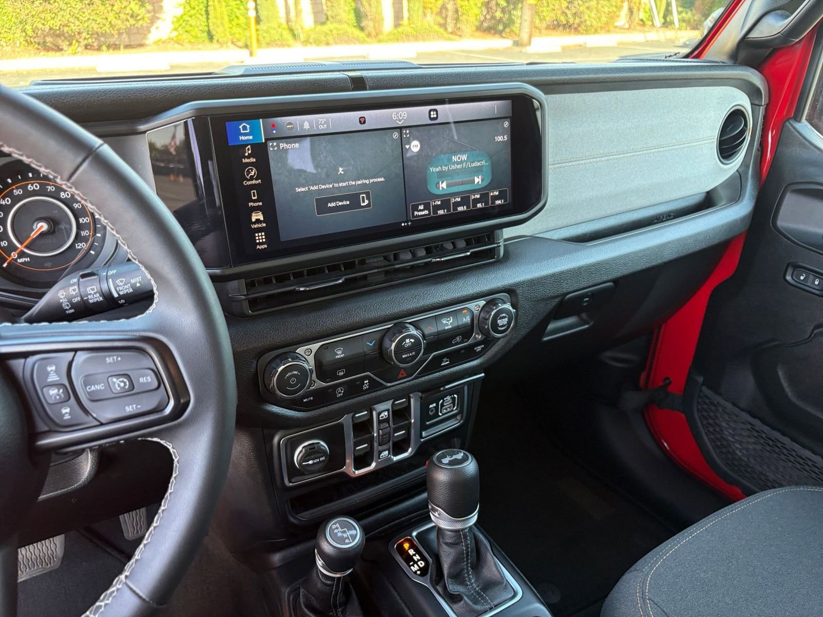 Thumbnail: 2025 Jeep Wrangler - 17