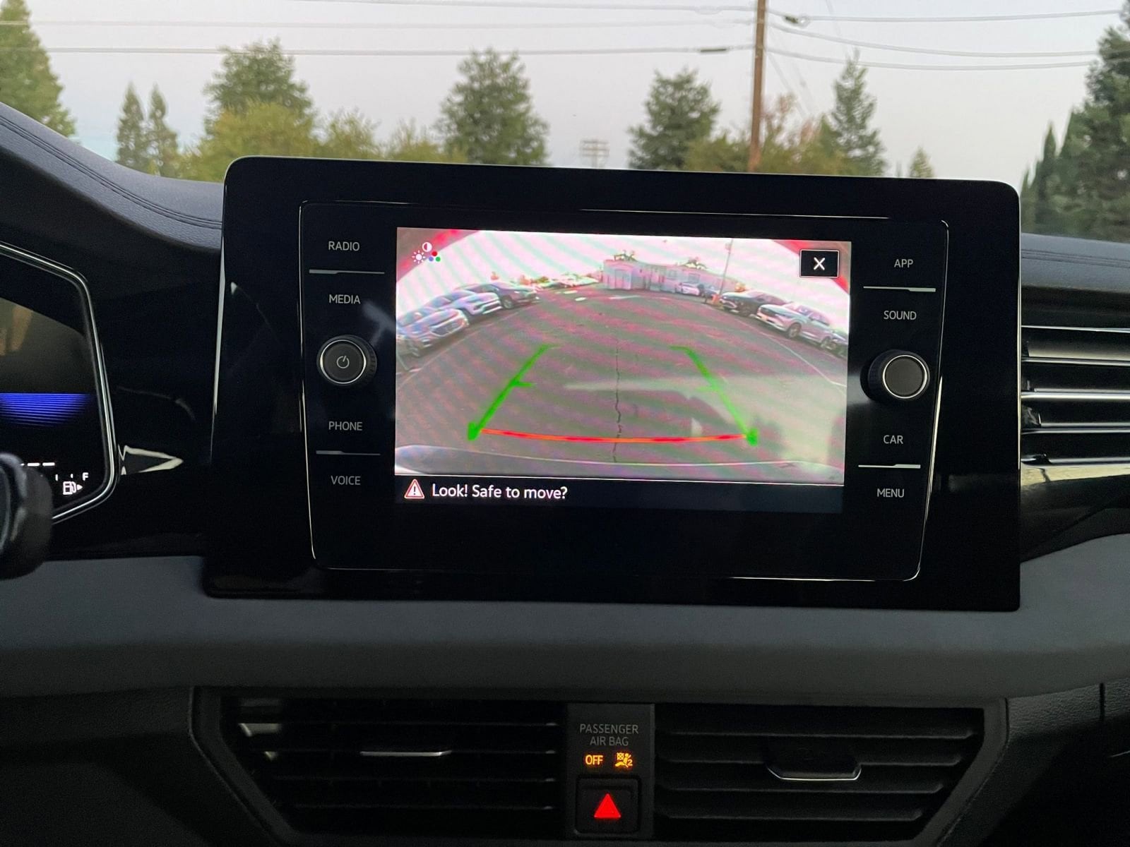 Thumbnail: 2025 Volkswagen Jetta - 17