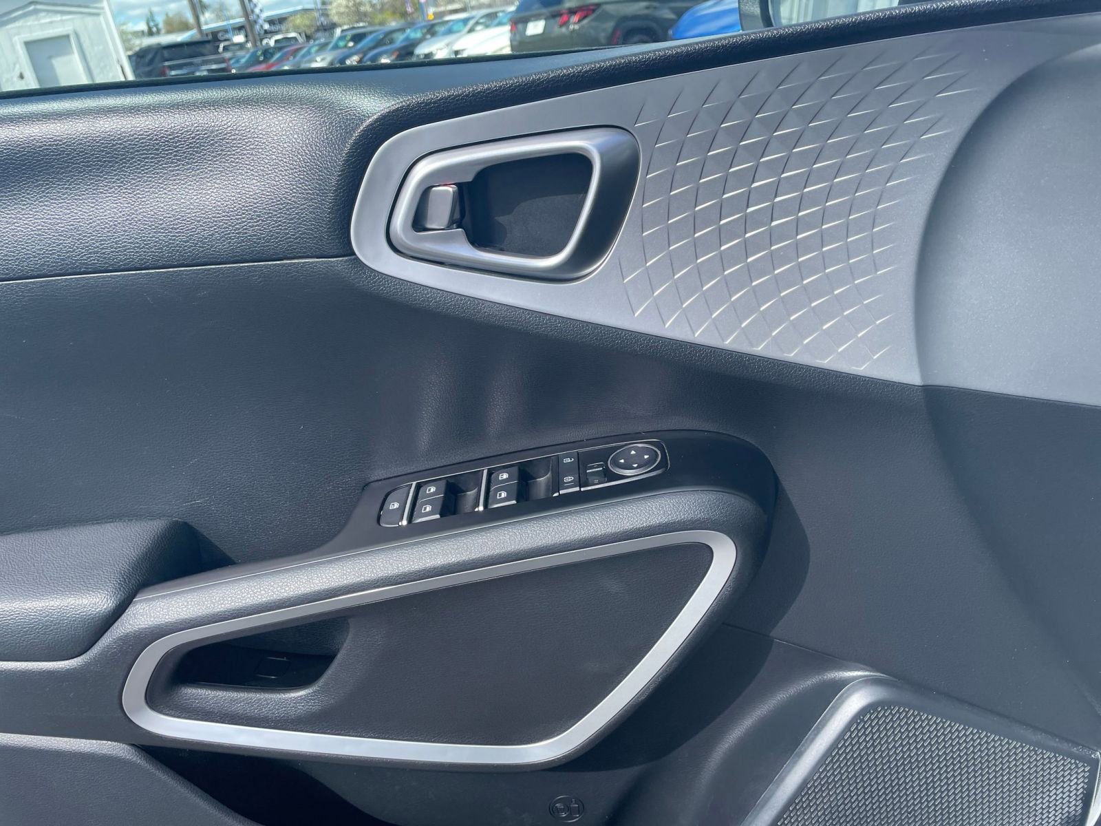 Thumbnail: 2025 Kia Soul - 18