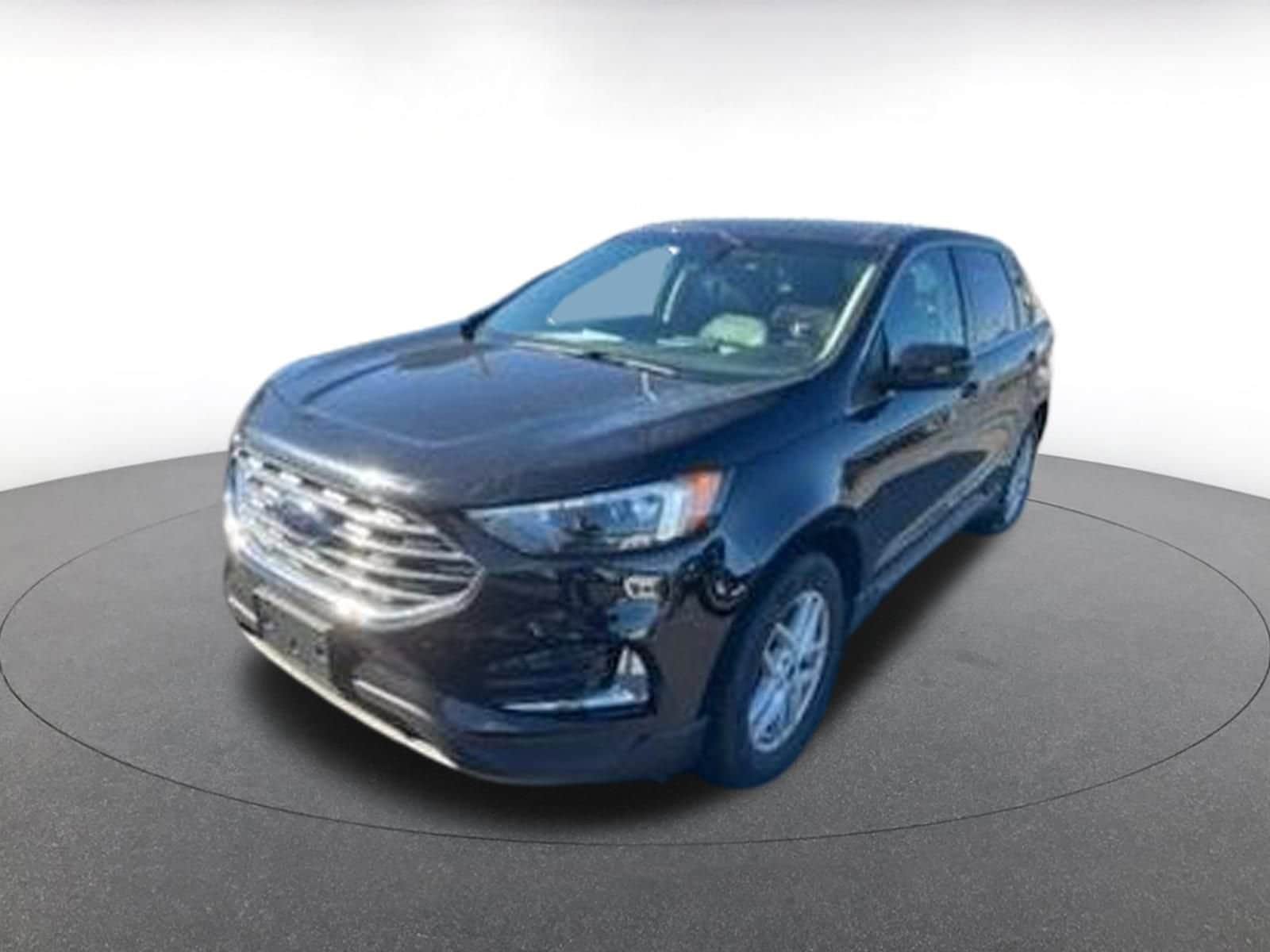 Thumbnail: 2022 Ford Edge - 2