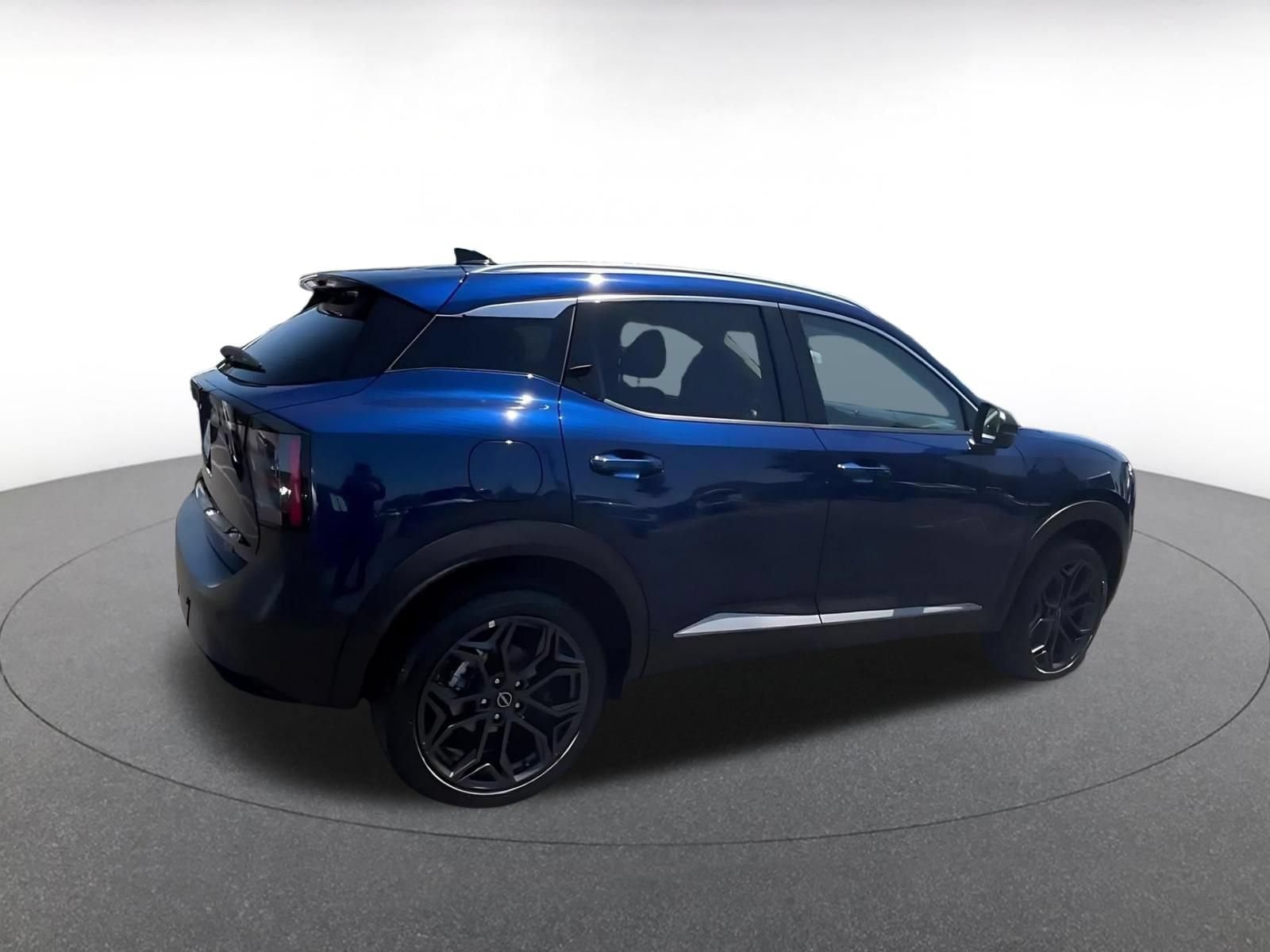 Thumbnail: 2026 Nissan Kicks - 12