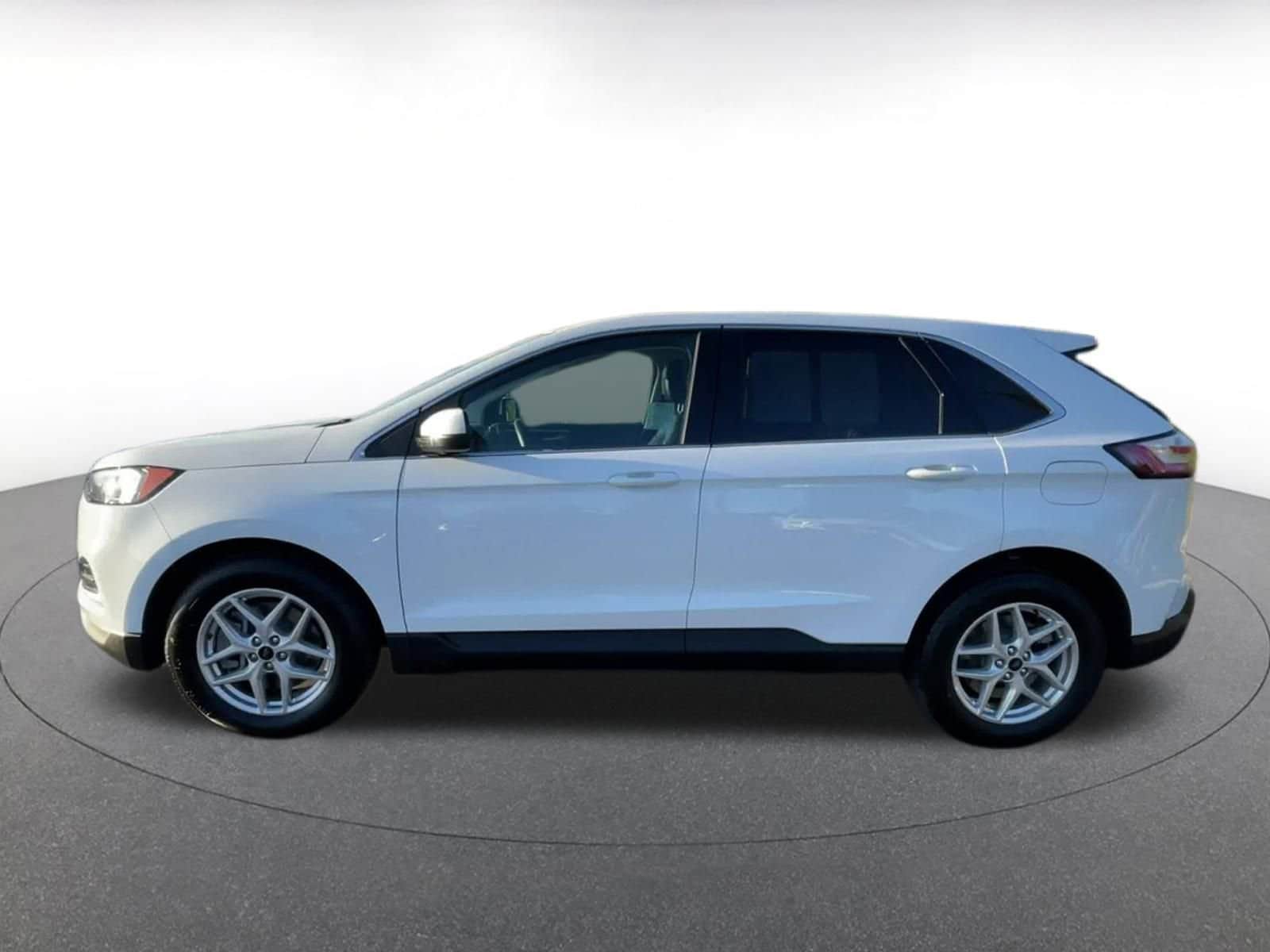 Thumbnail: 2024 Ford Edge - 9
