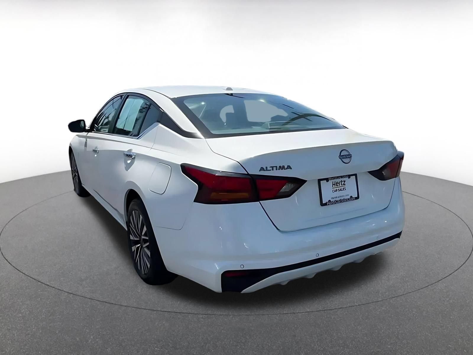Thumbnail: 2025 Nissan Altima - 10