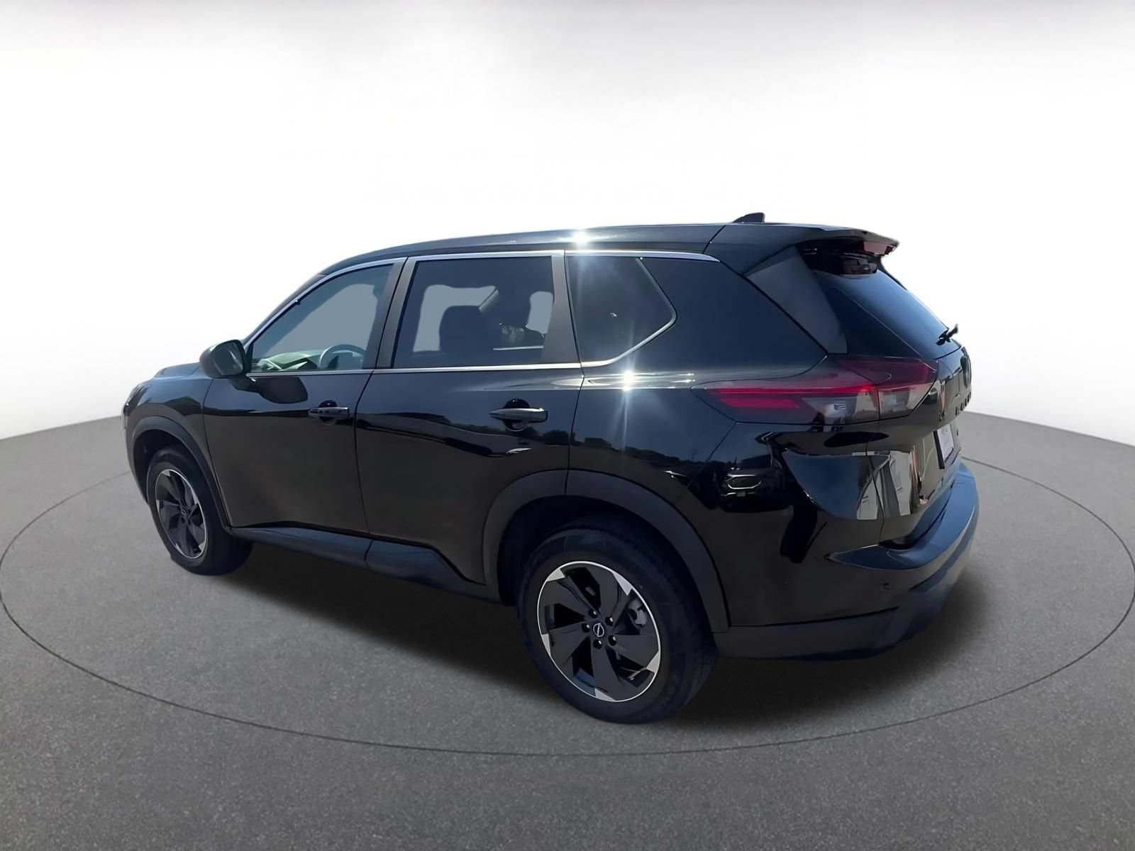 Thumbnail: 2025 Nissan Rogue - 10