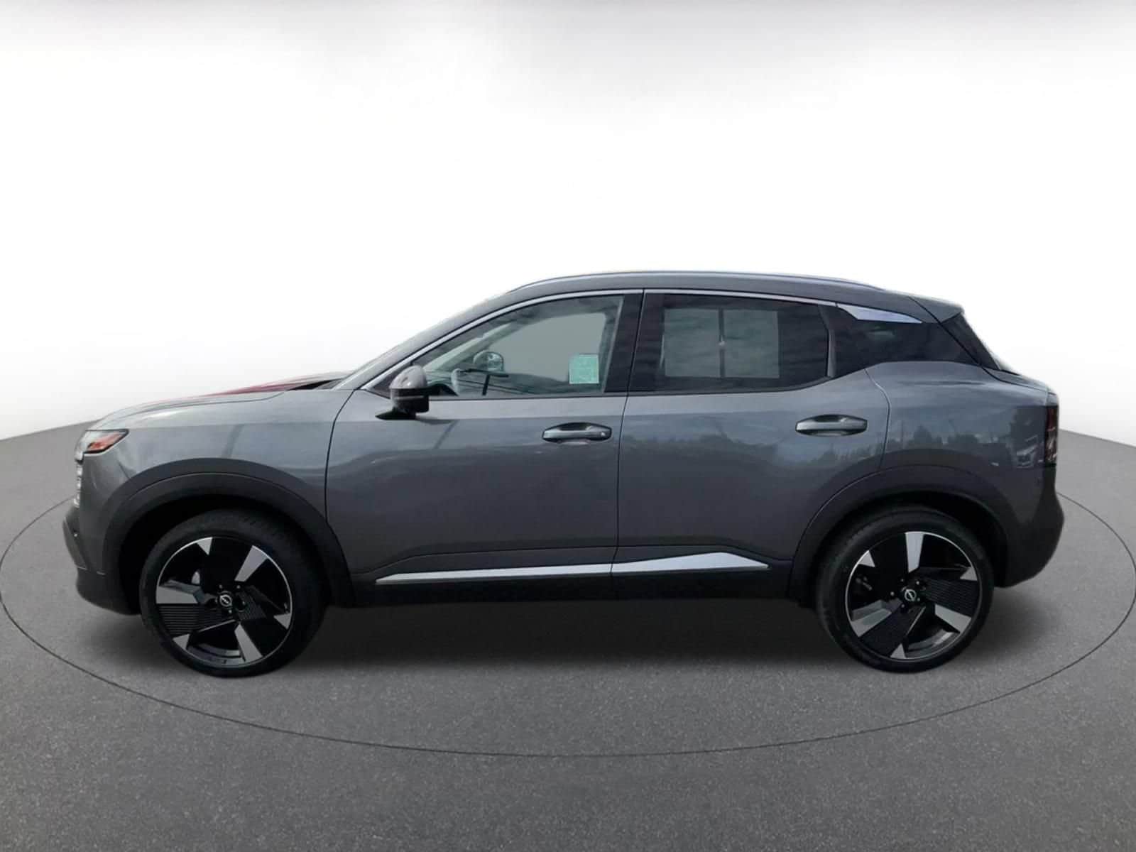 Thumbnail: 2026 Nissan Kicks - 8