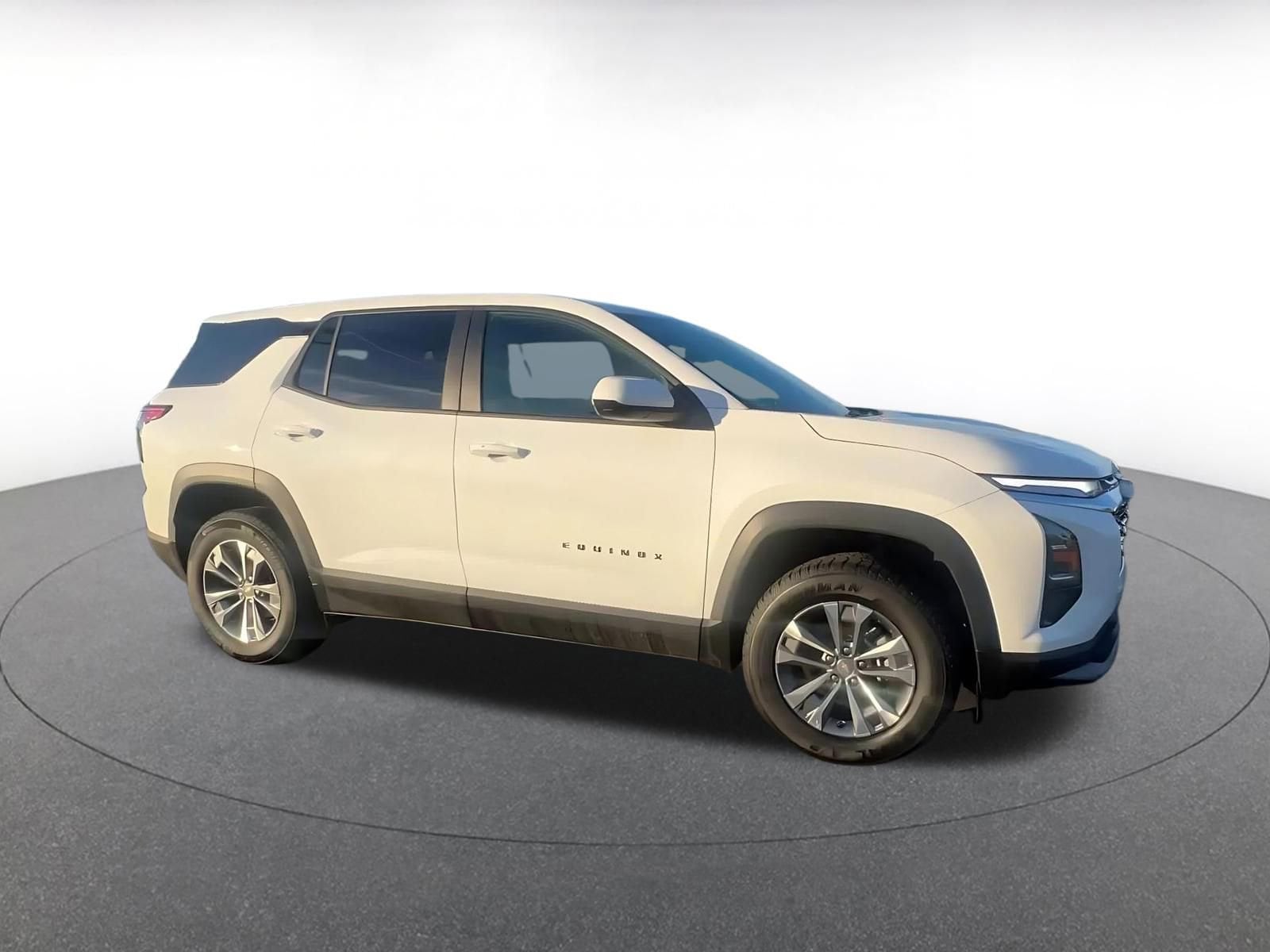 Thumbnail: 2025 Chevrolet Equinox - 2