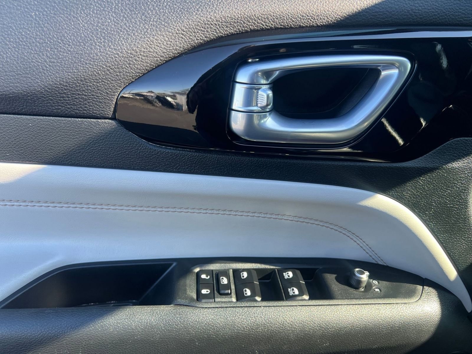 Thumbnail: 2025 Jeep Compass - 20