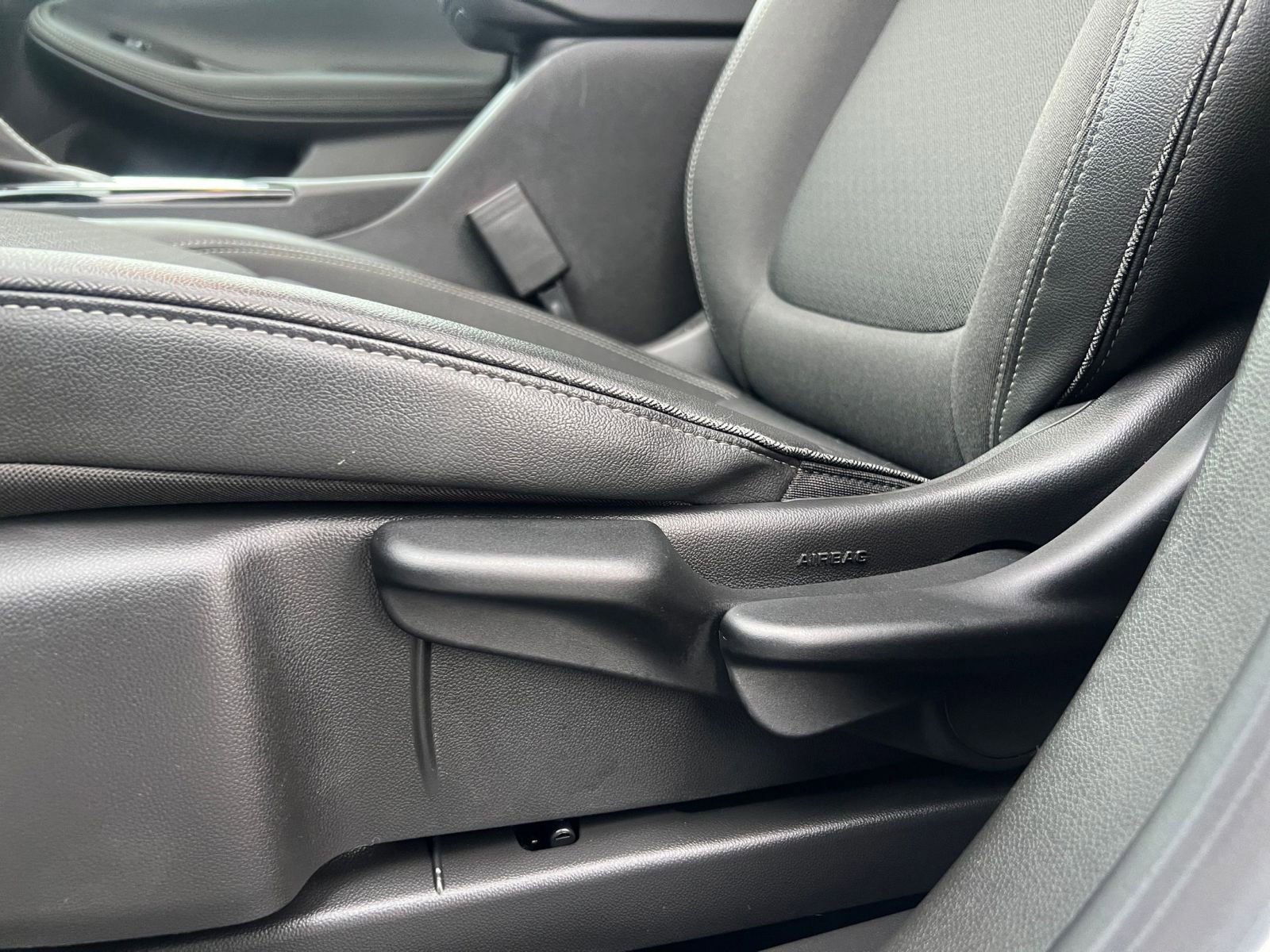 Thumbnail: 2025 Buick Encore GX - 23