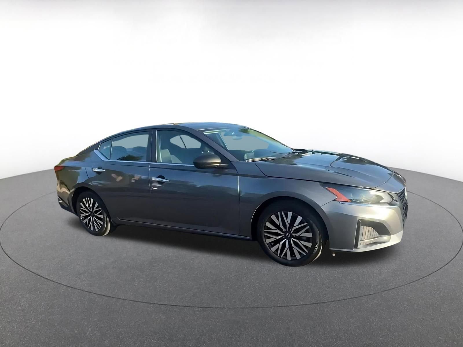 Thumbnail: 2025 Nissan Altima - 2