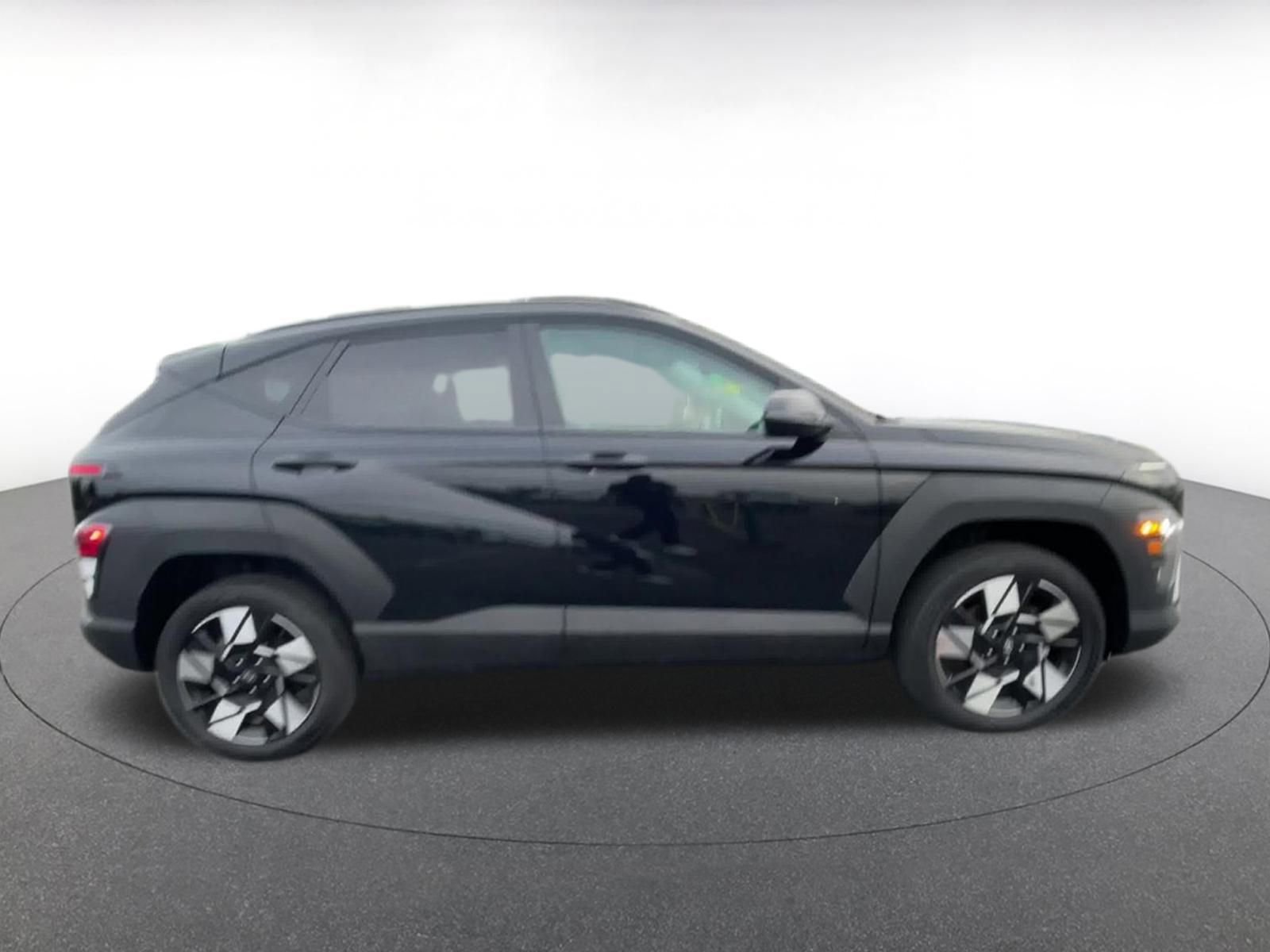 Thumbnail: 2025 Hyundai Kona - 16