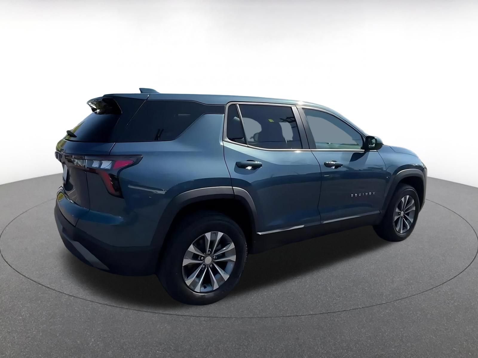 Thumbnail: 2025 Chevrolet Equinox - 15