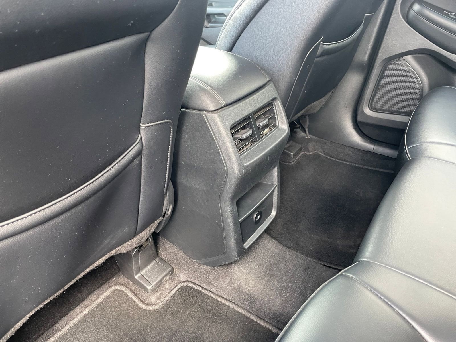 Thumbnail: 2024 Ford Edge - 24