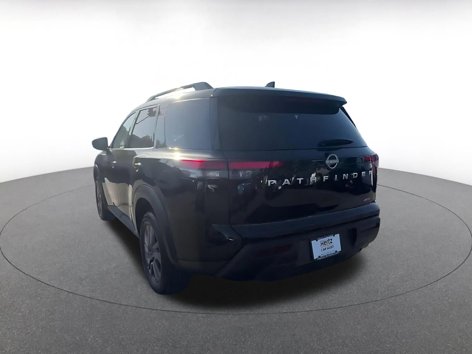 Thumbnail: 2025 Nissan Pathfinder - 11