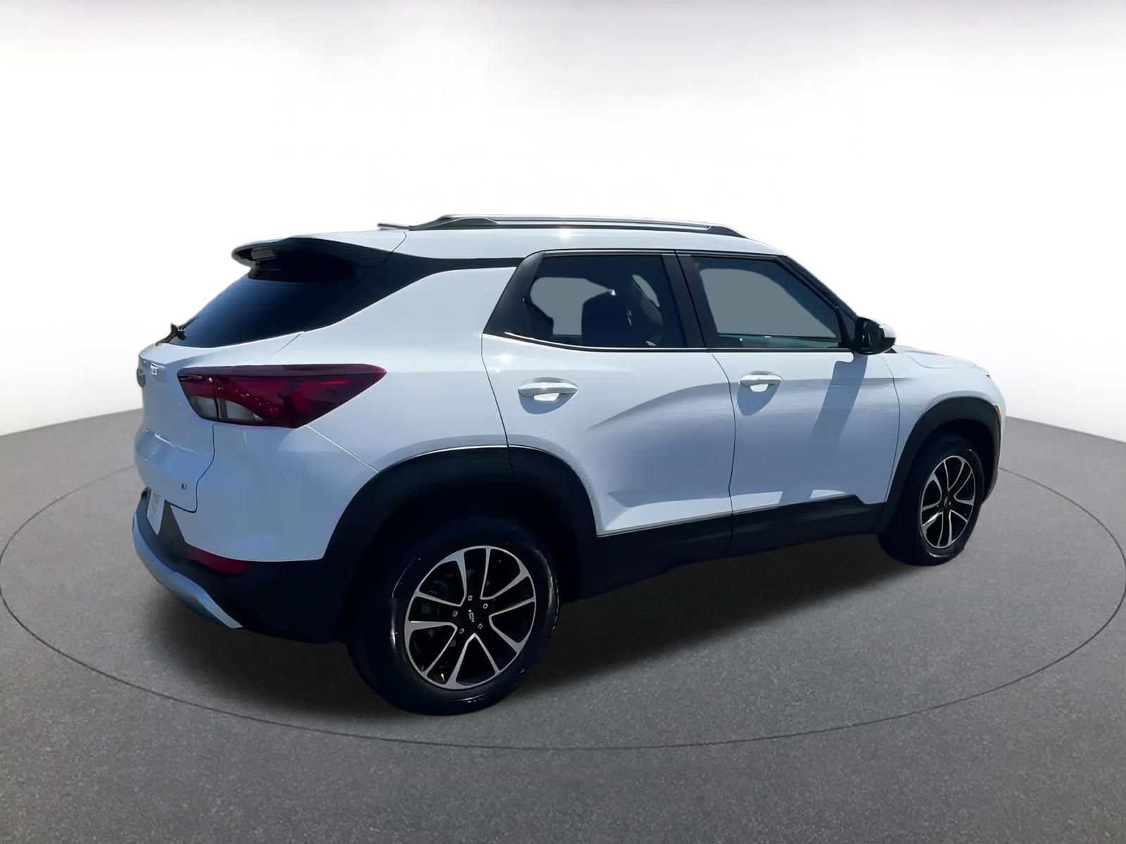 Thumbnail: 2024 Chevrolet TrailBlazer - 15