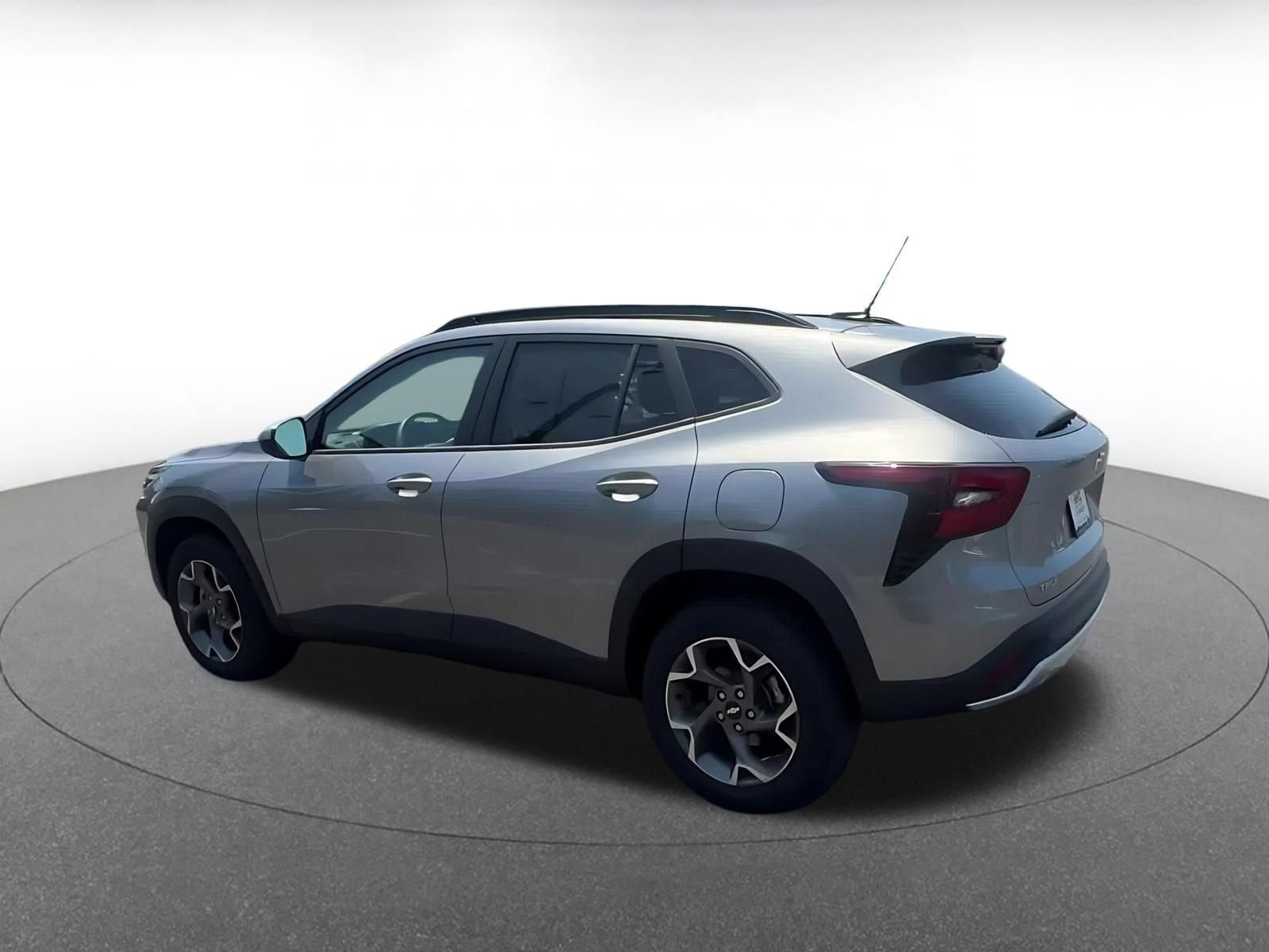 Thumbnail: 2025 Chevrolet Trax - 10