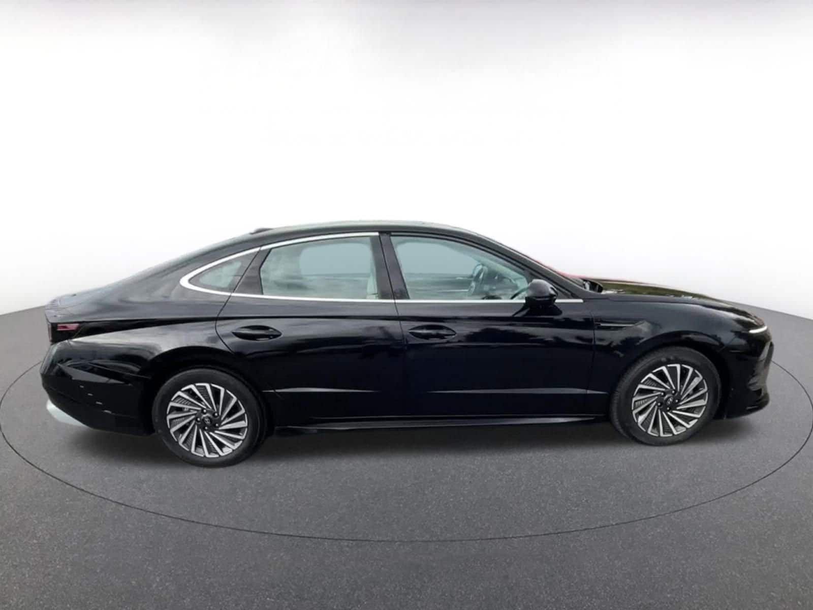 Thumbnail: 2024 Hyundai Sonata - 16