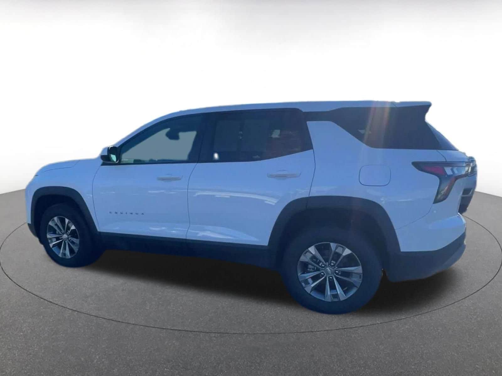 Thumbnail: 2025 Chevrolet Equinox - 10