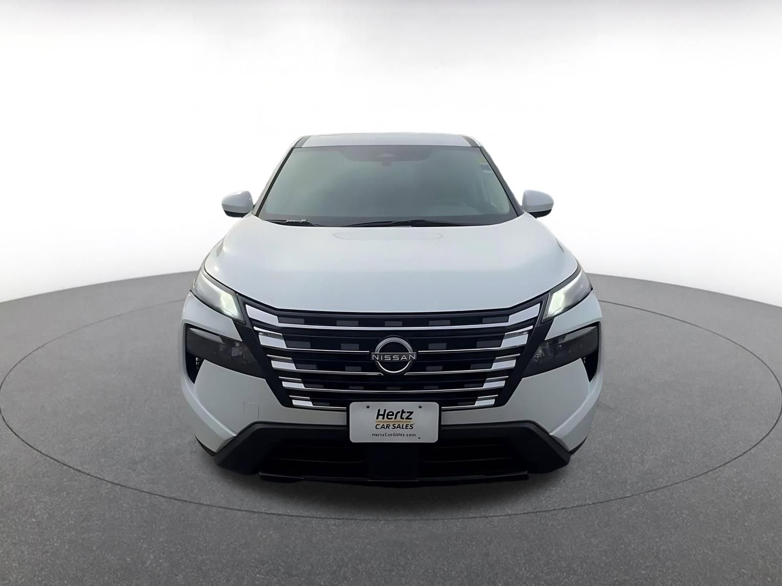 Thumbnail: 2025 Nissan Rogue - 4