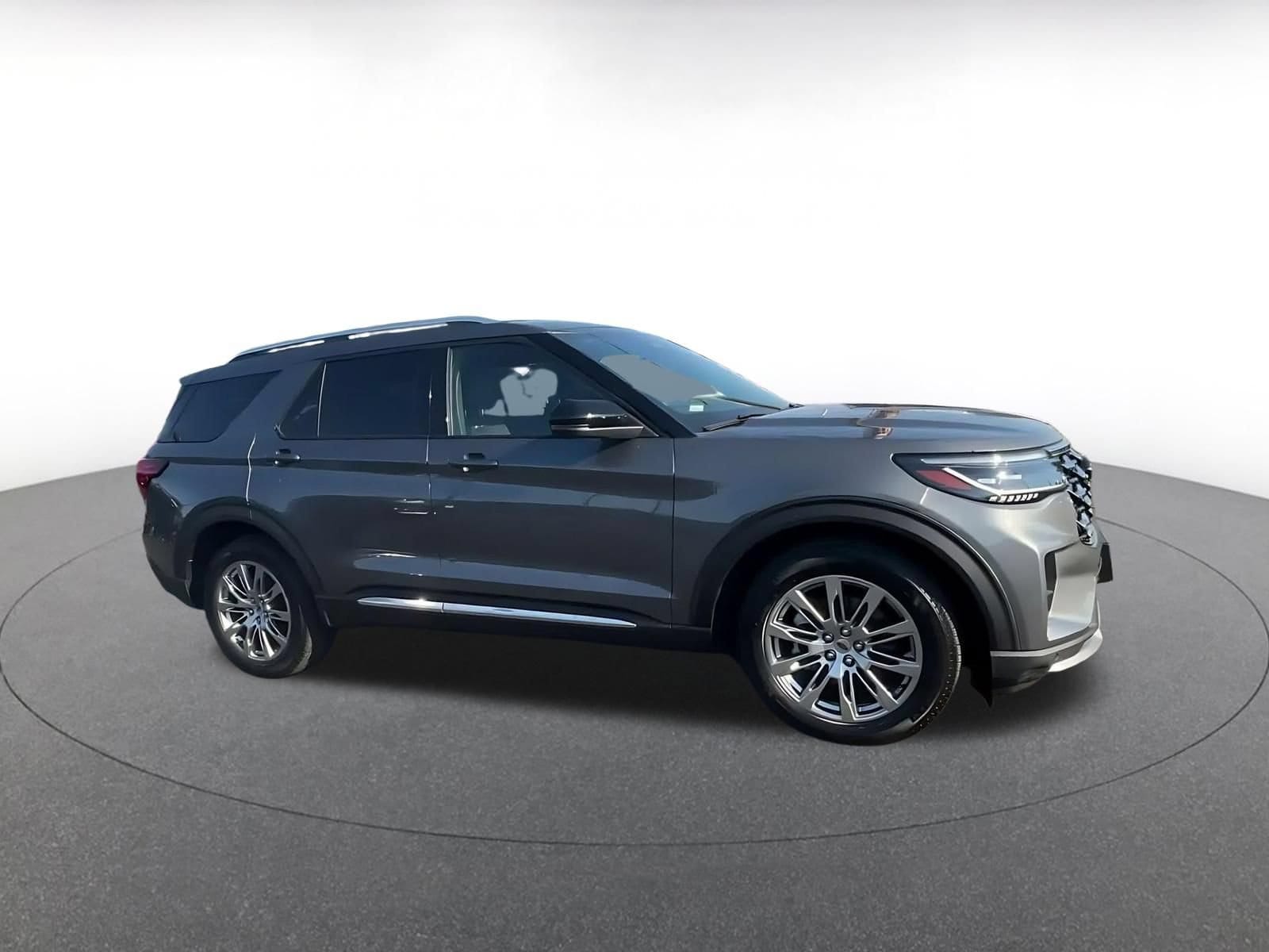 Thumbnail: 2026 Ford Explorer - 2