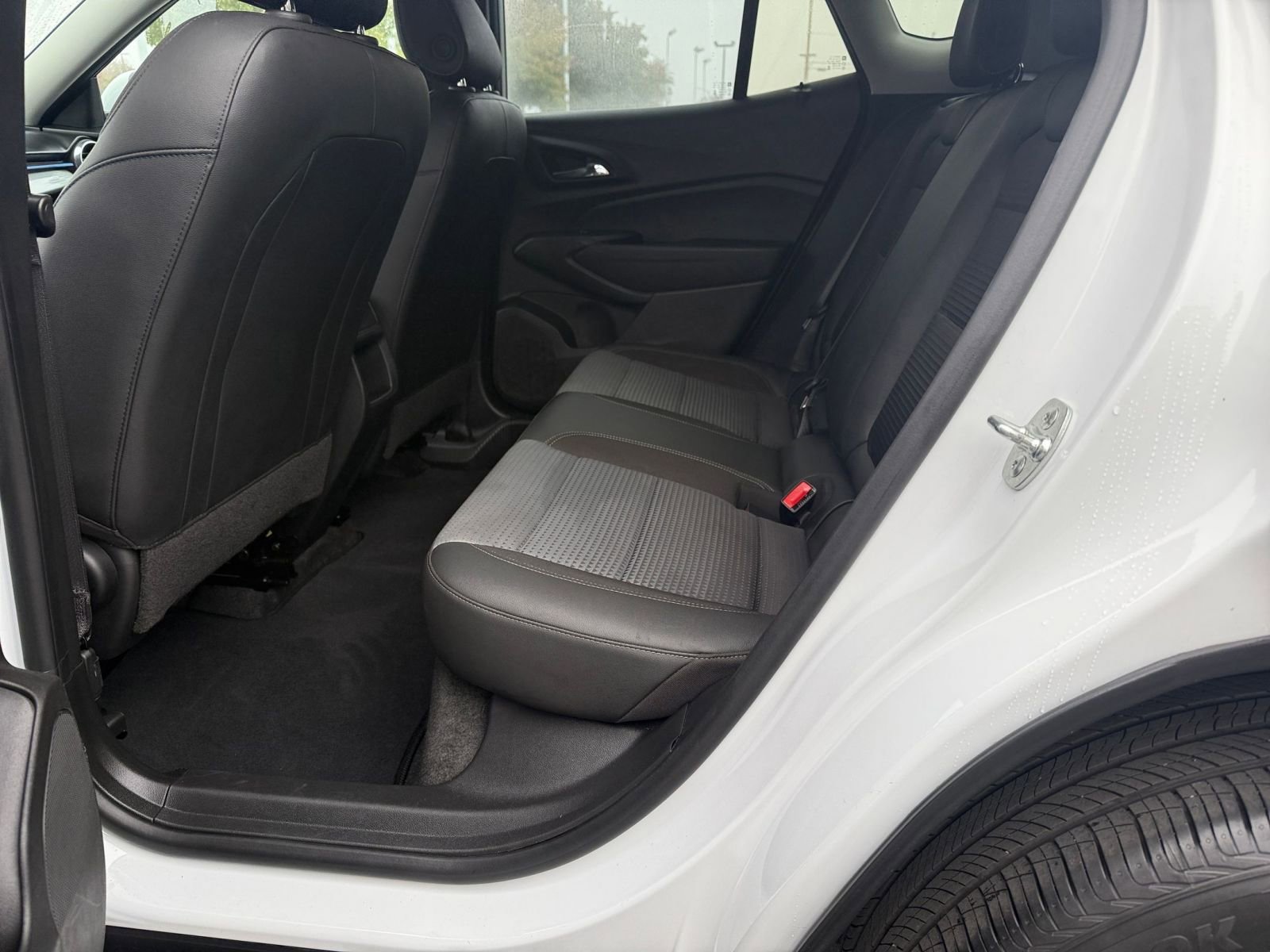 Thumbnail: 2025 Chevrolet Trax - 23