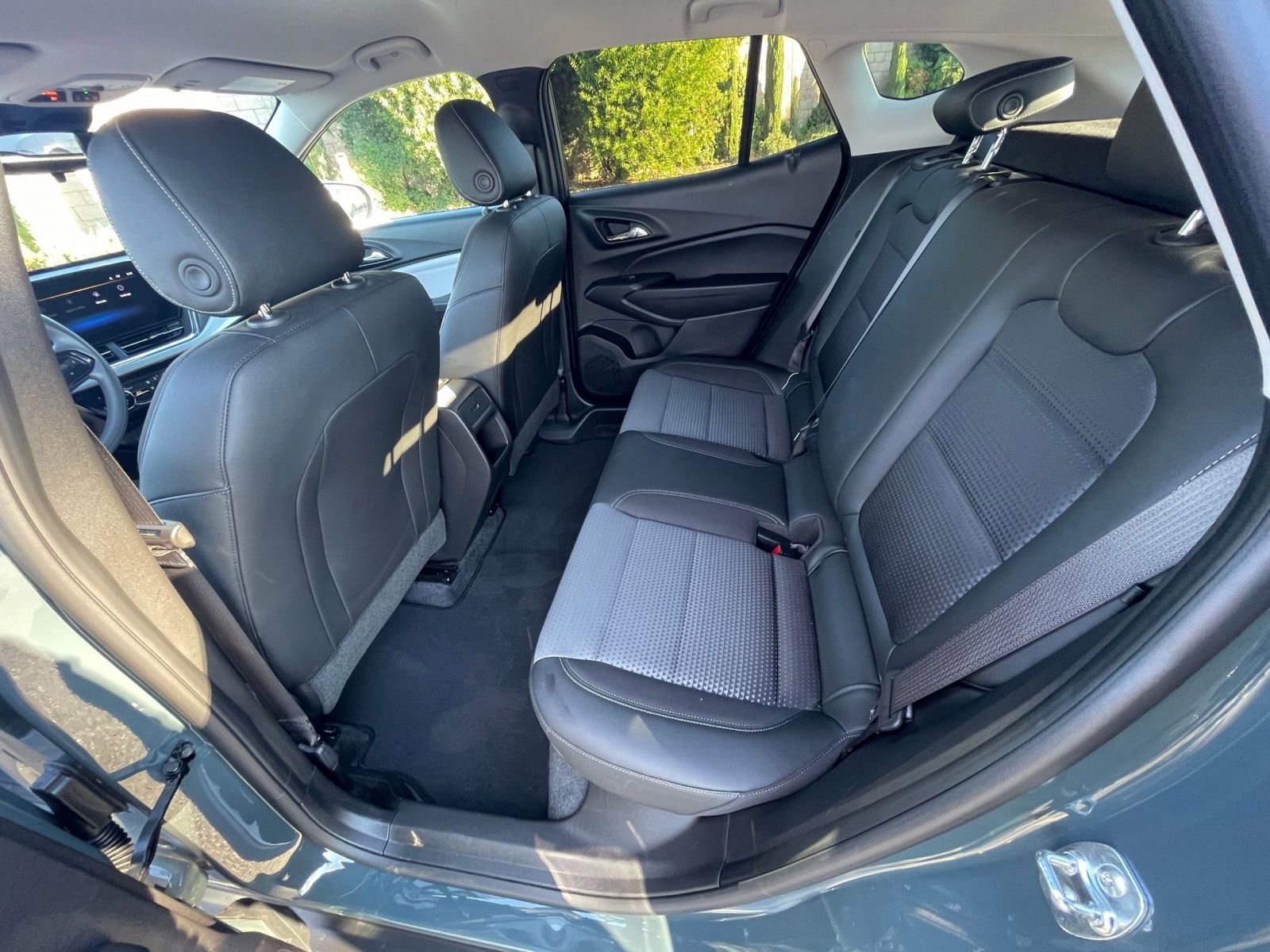 Thumbnail: 2025 Chevrolet Trax - 23