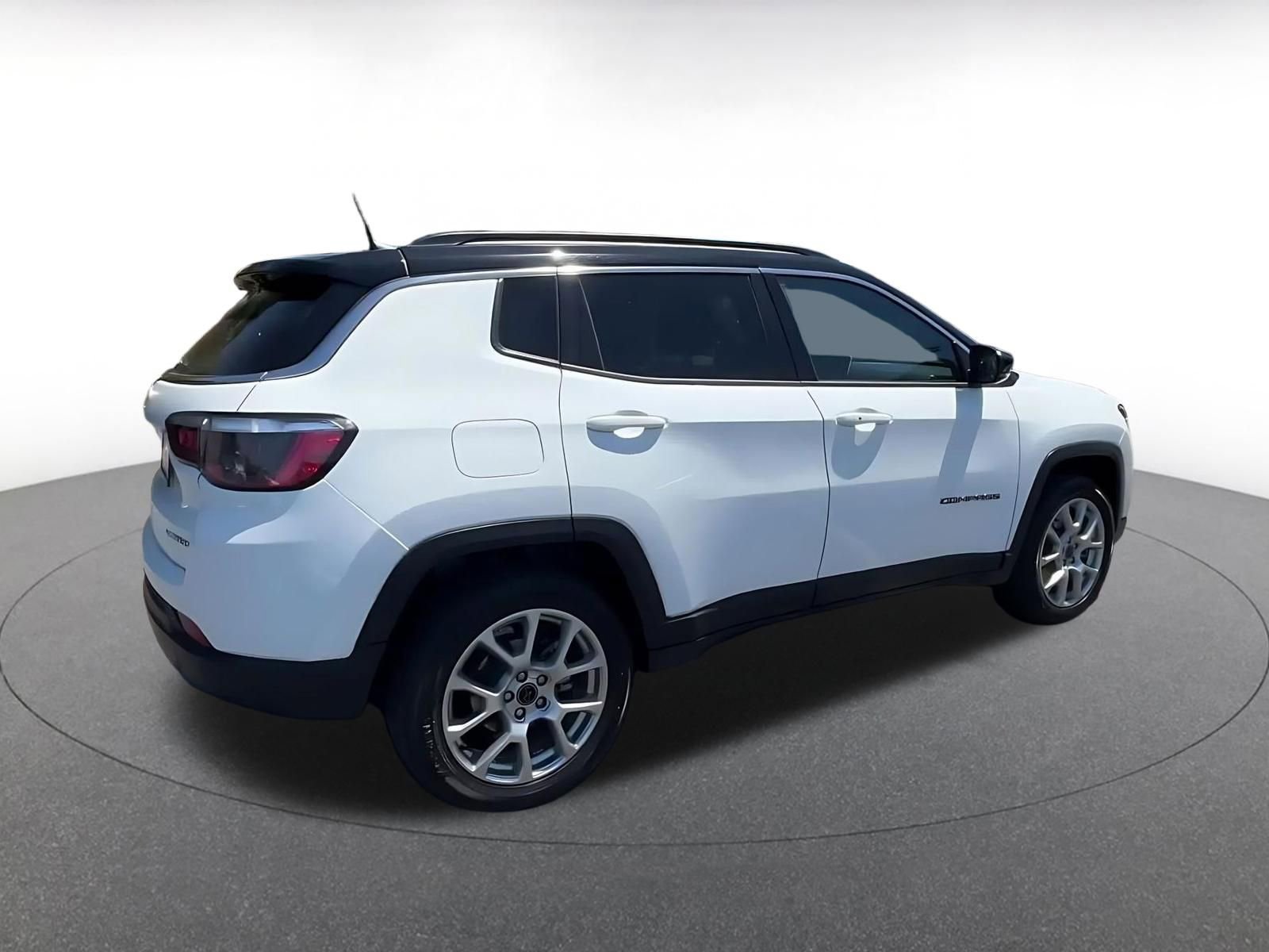 Thumbnail: 2025 Jeep Compass - 14